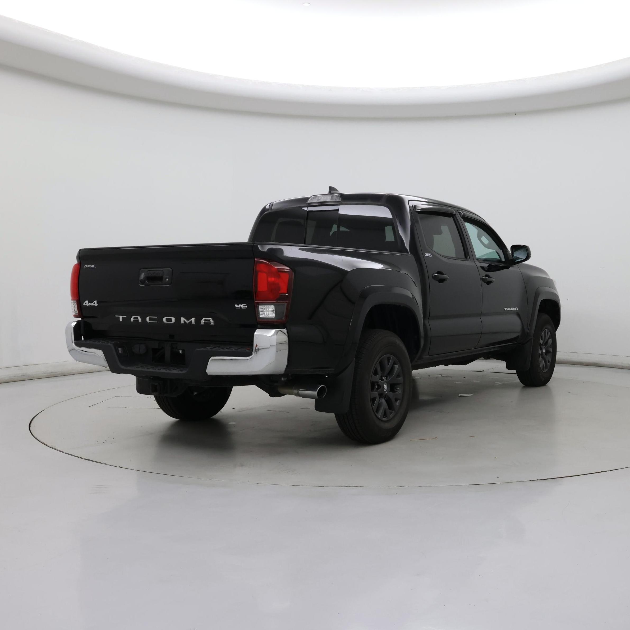 Thumbnail: 2019 Toyota Tacoma - 8