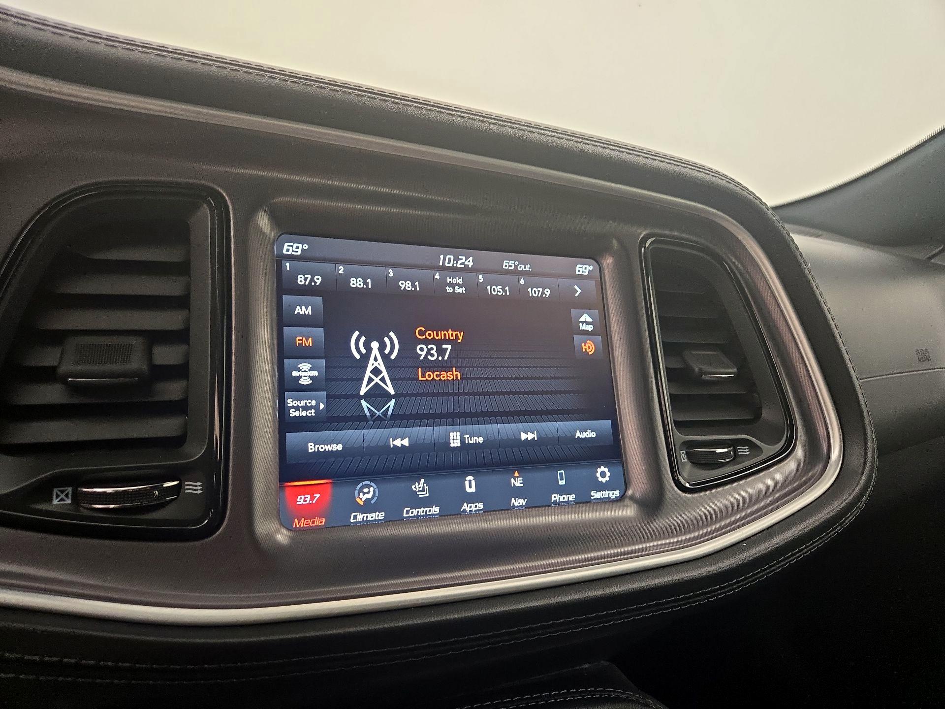 Thumbnail: 2021 Dodge Challenger - 16