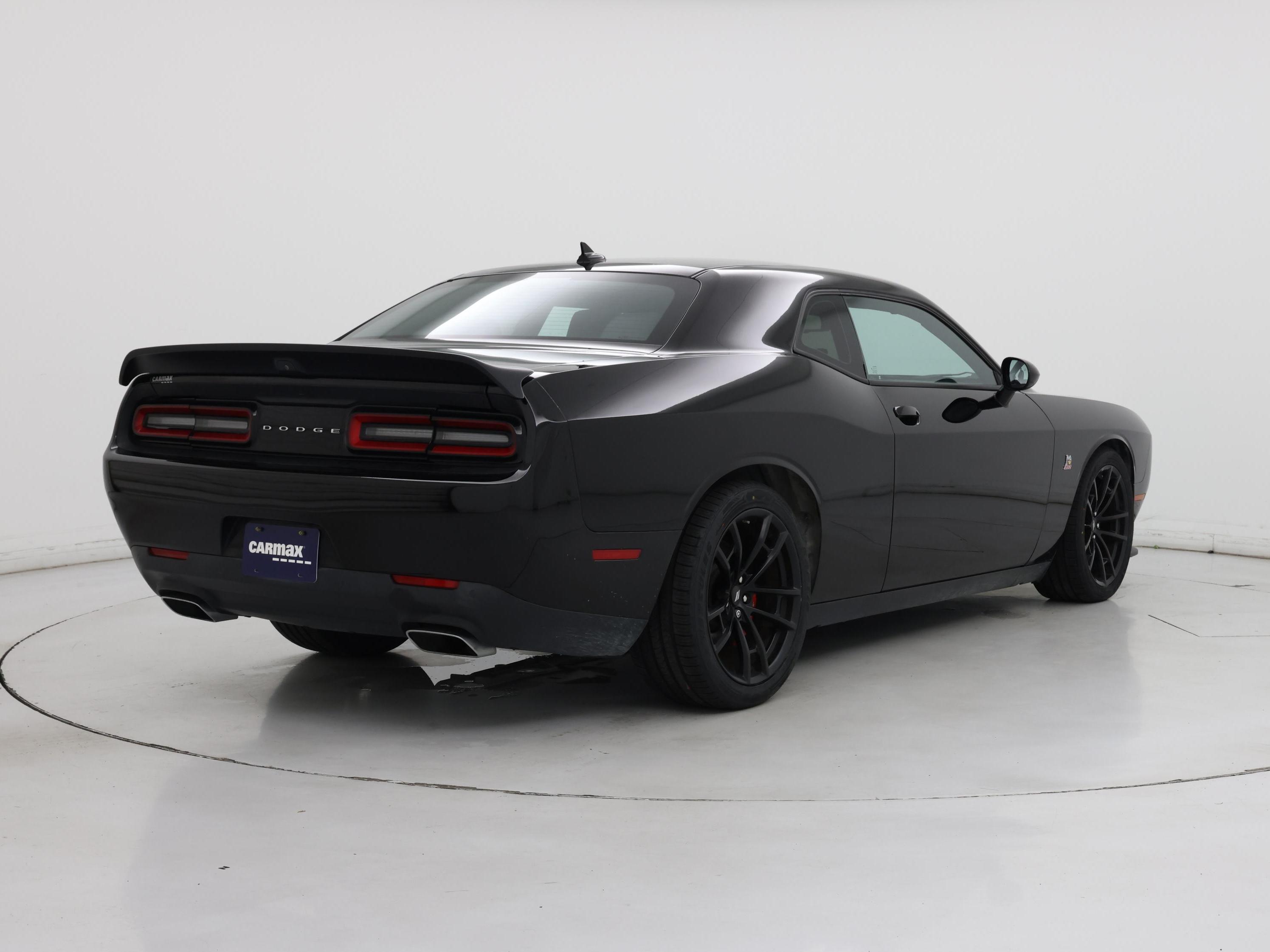 Thumbnail: 2021 Dodge Challenger - 8