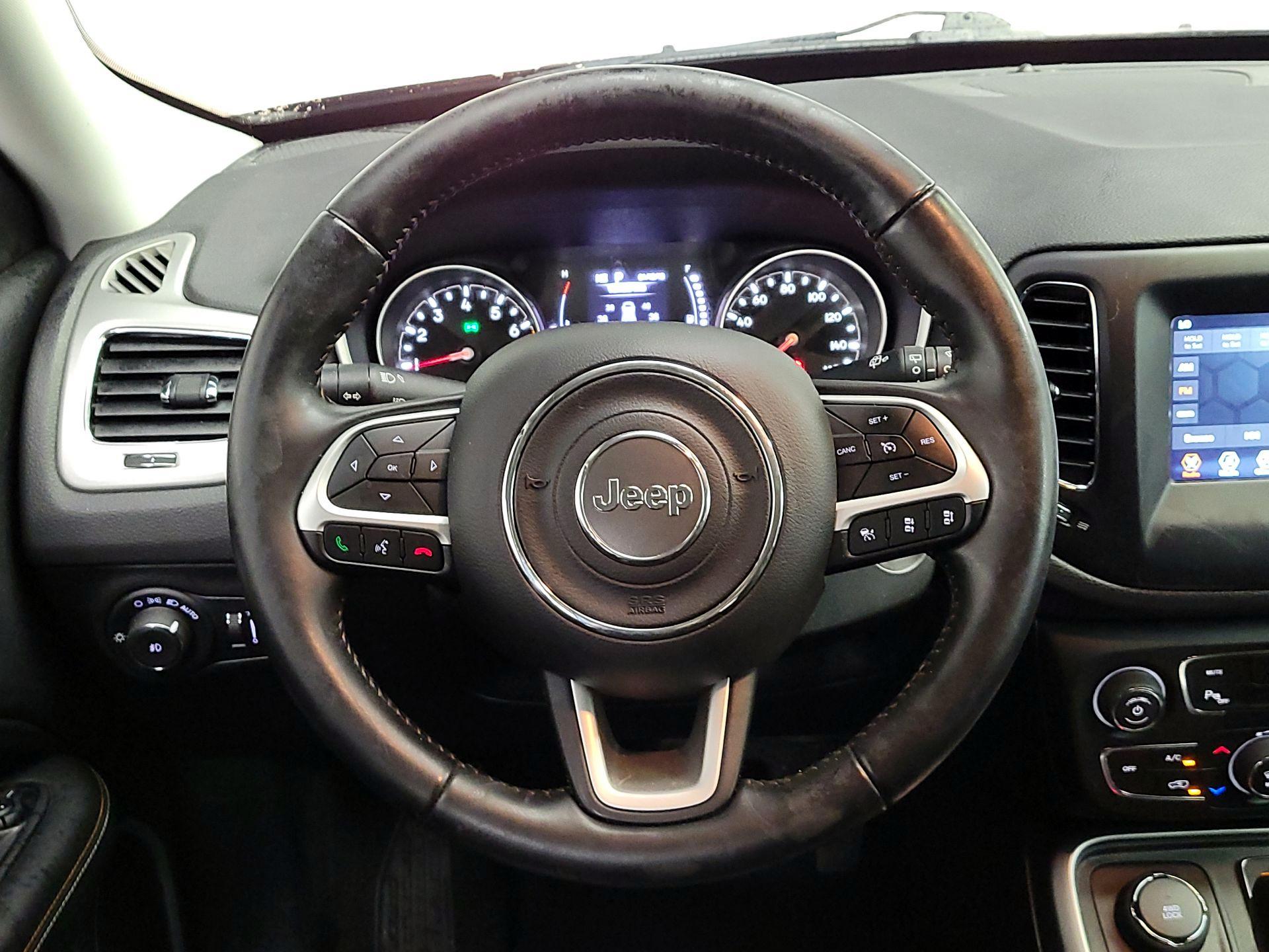 Thumbnail: 2020 Jeep Compass - 10