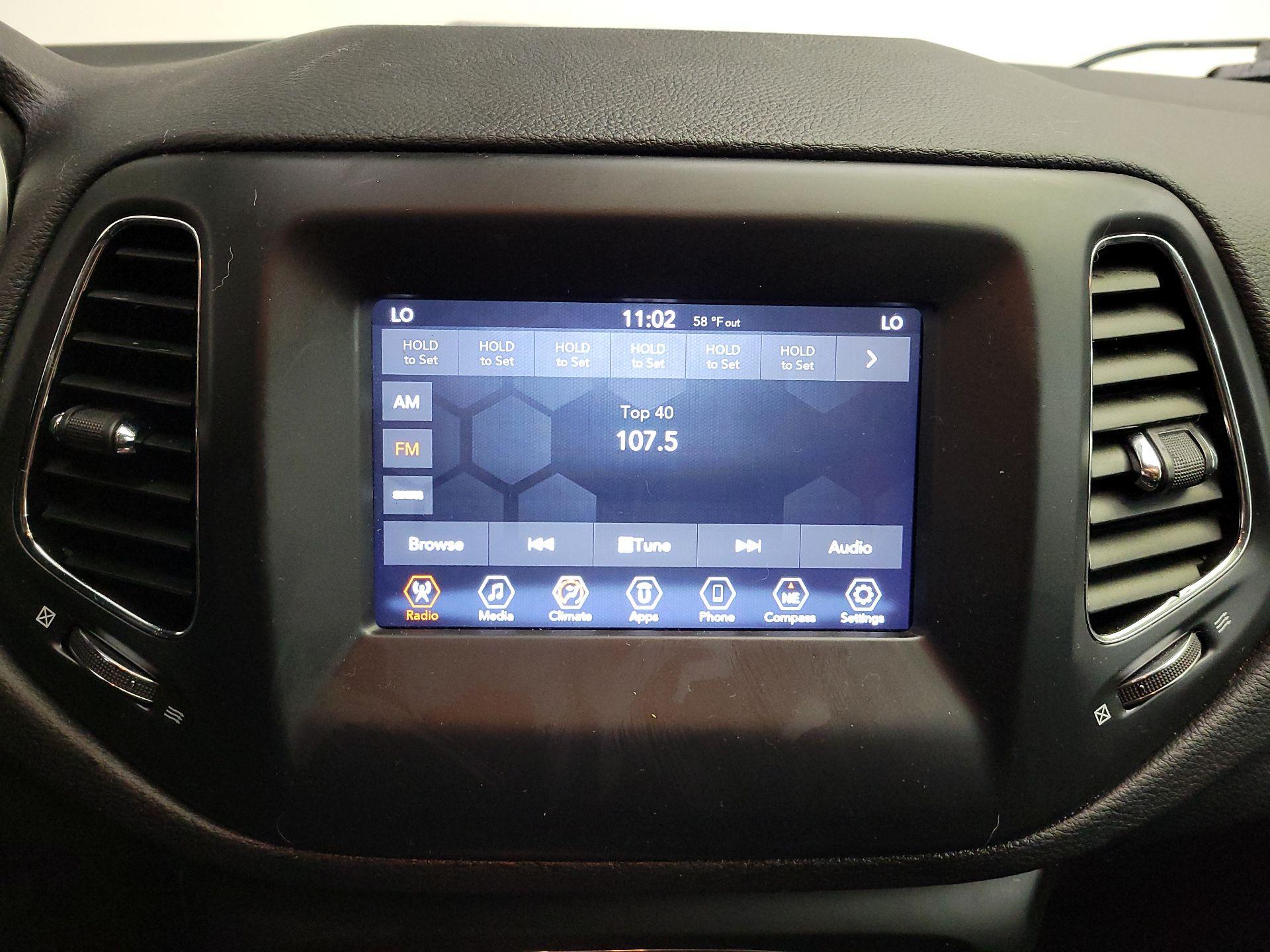 Thumbnail: 2020 Jeep Compass - 15