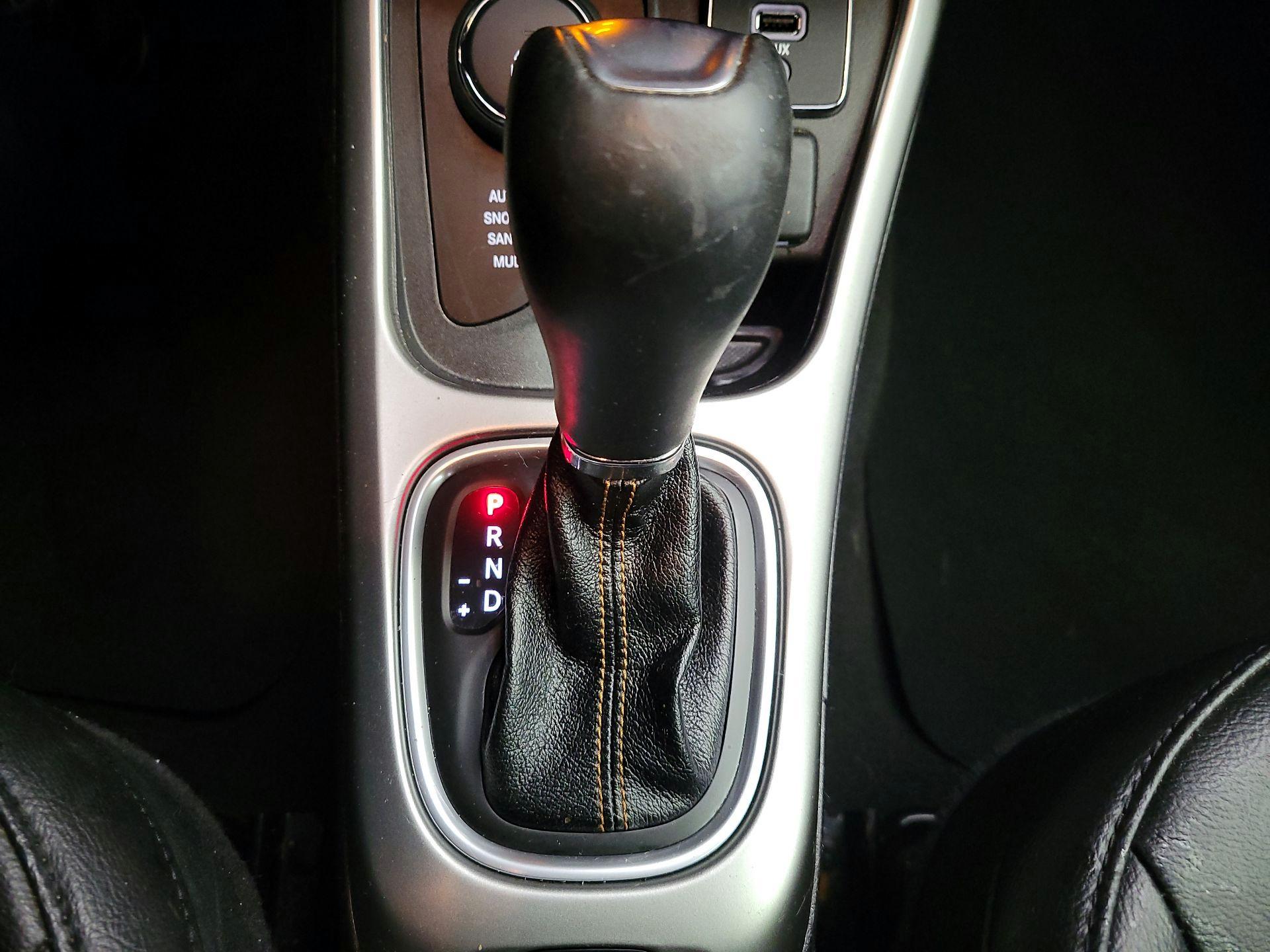 Thumbnail: 2020 Jeep Compass - 17