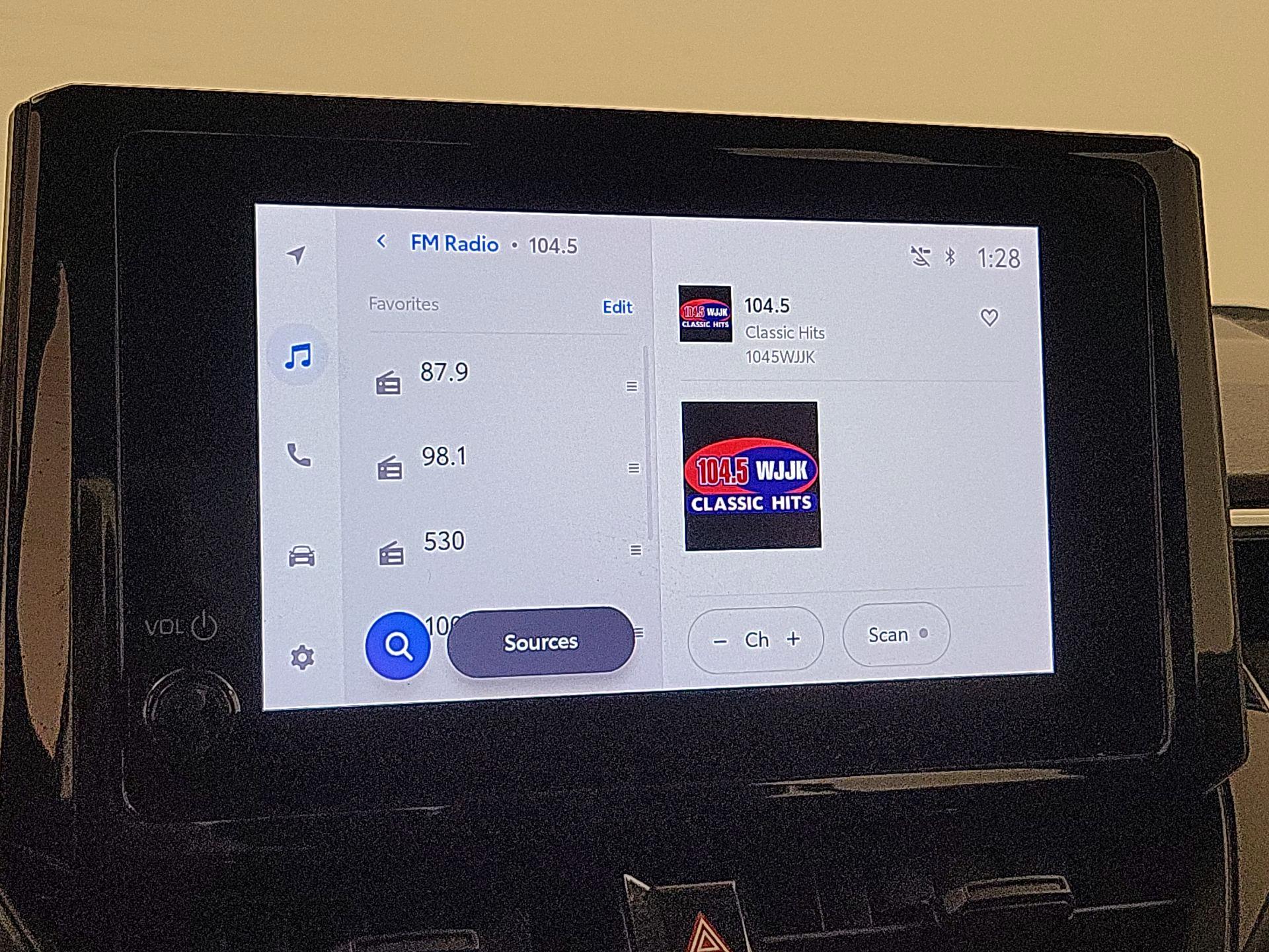 Thumbnail: 2023 Toyota Corolla - 15