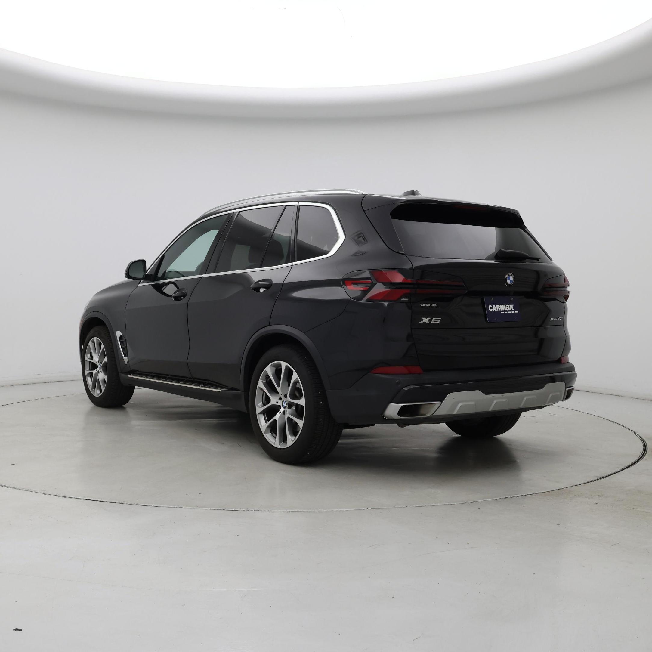 Thumbnail: 2024 BMW X5 - 2