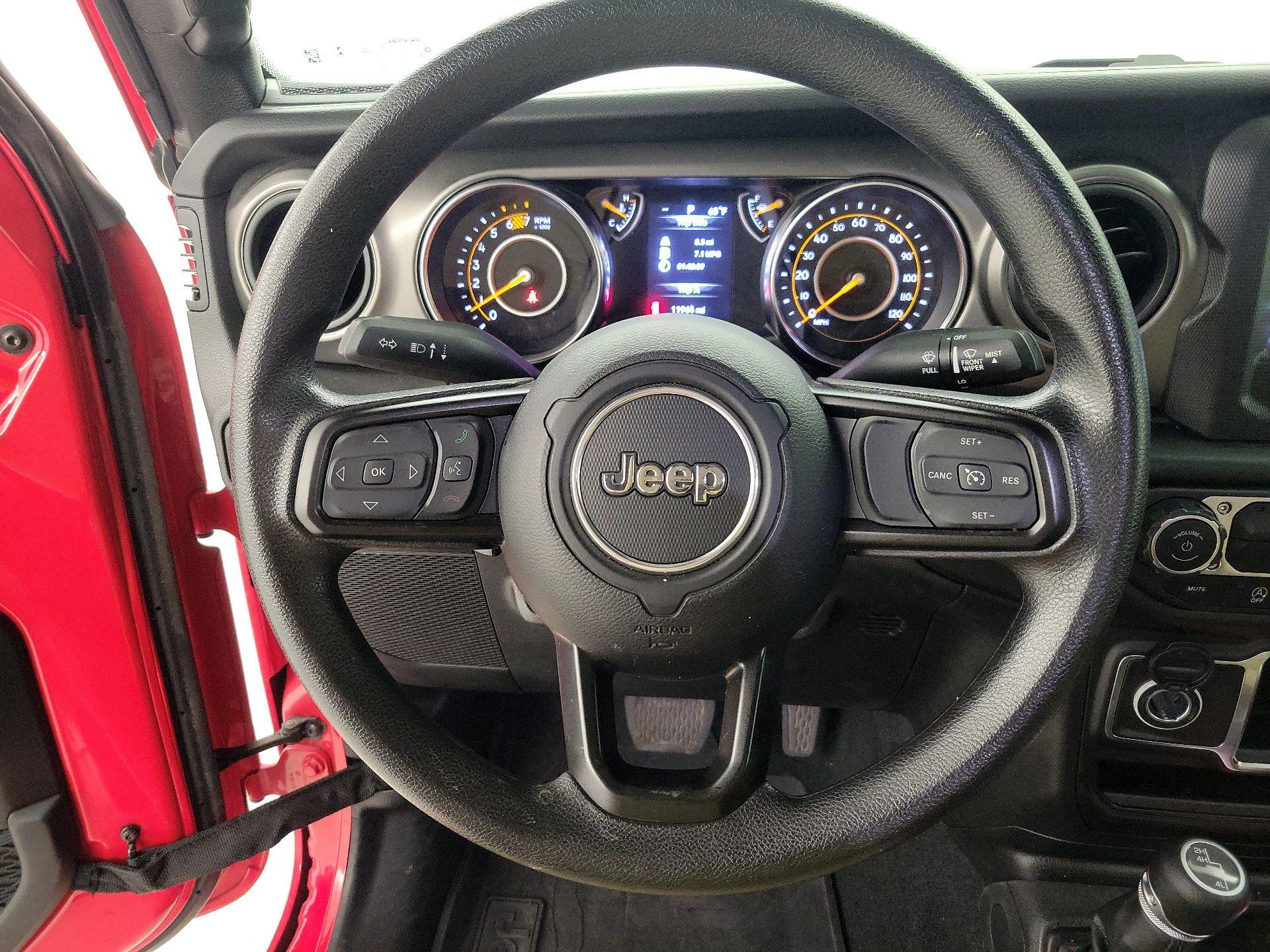 Thumbnail: 2022 Jeep Wrangler - 10