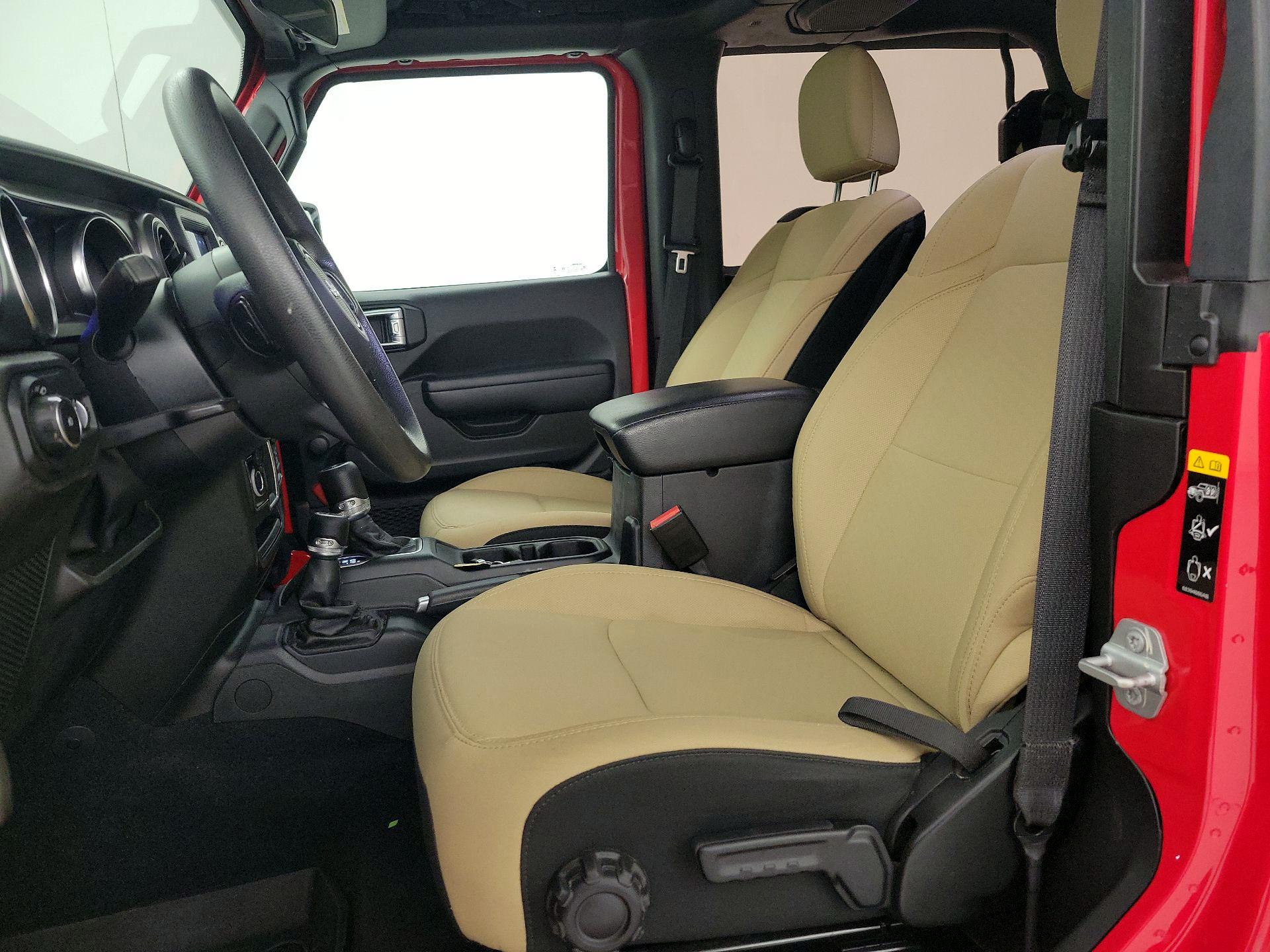 Thumbnail: 2022 Jeep Wrangler - 11
