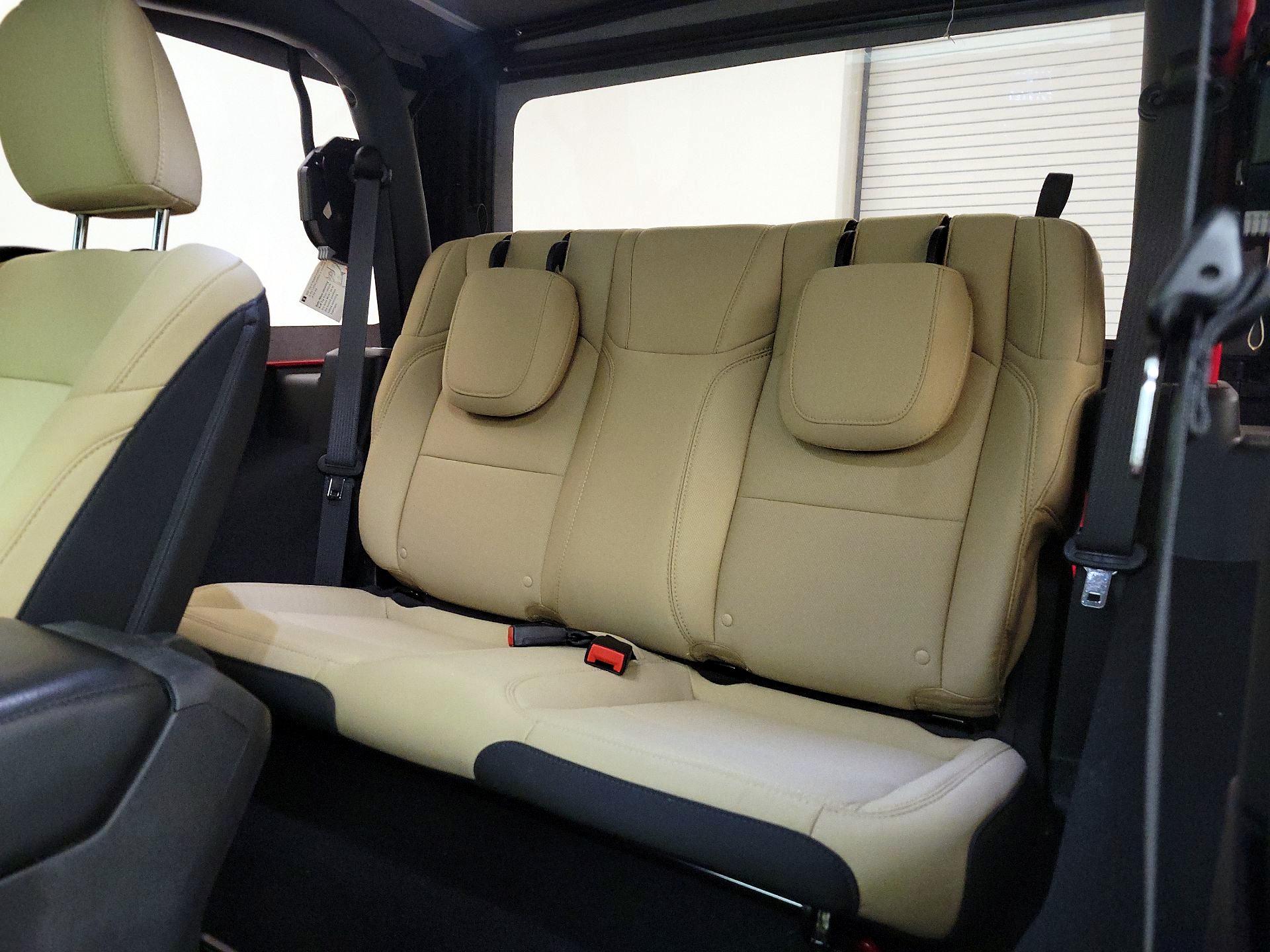 Thumbnail: 2022 Jeep Wrangler - 19
