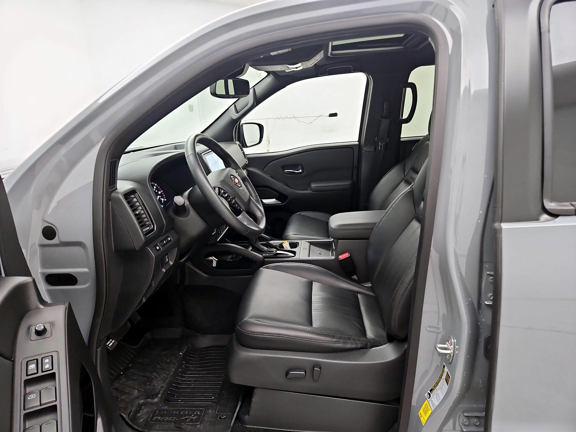 Thumbnail: 2022 Nissan Frontier - 11