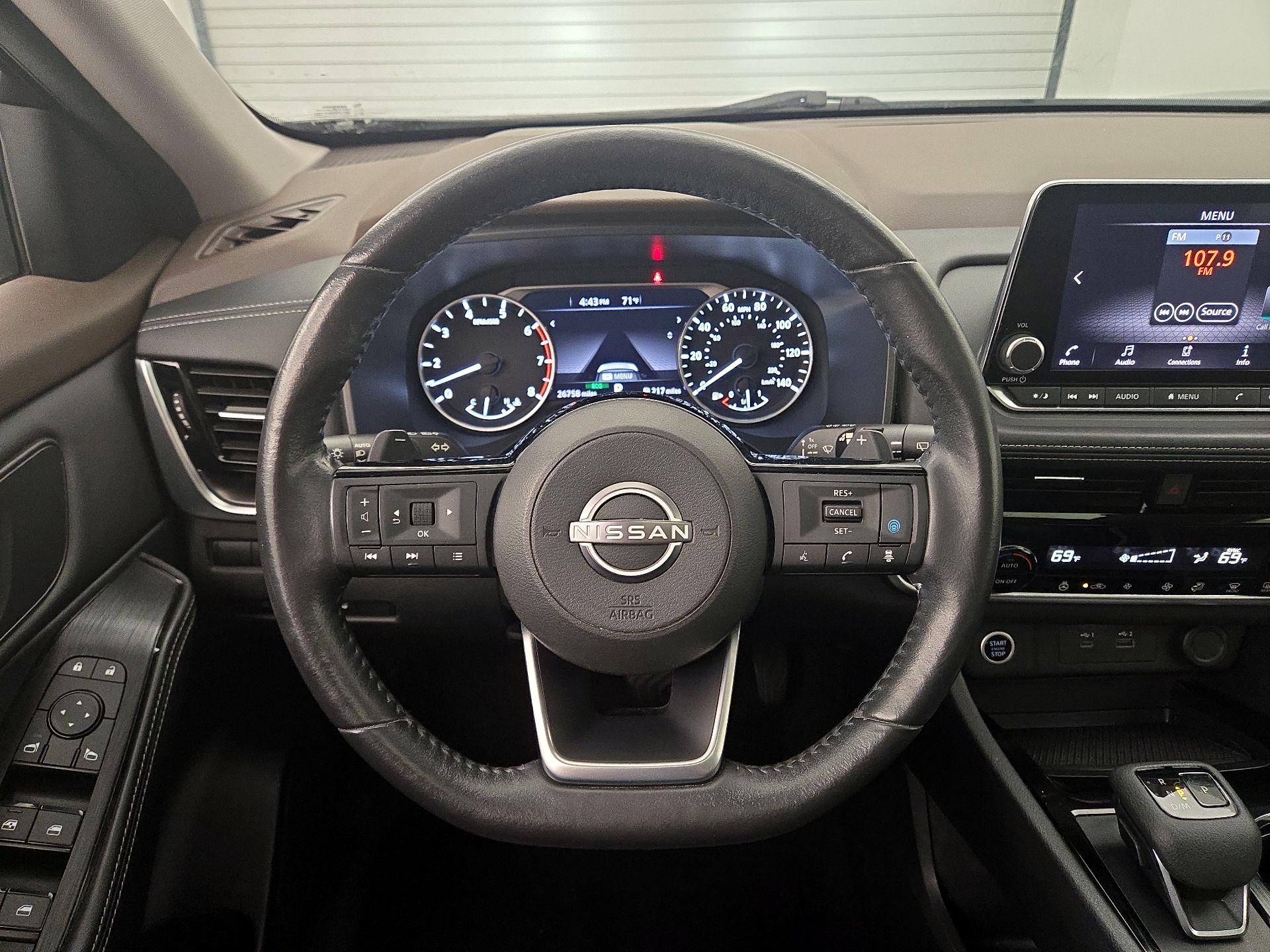 Thumbnail: 2022 Nissan Rogue - 10