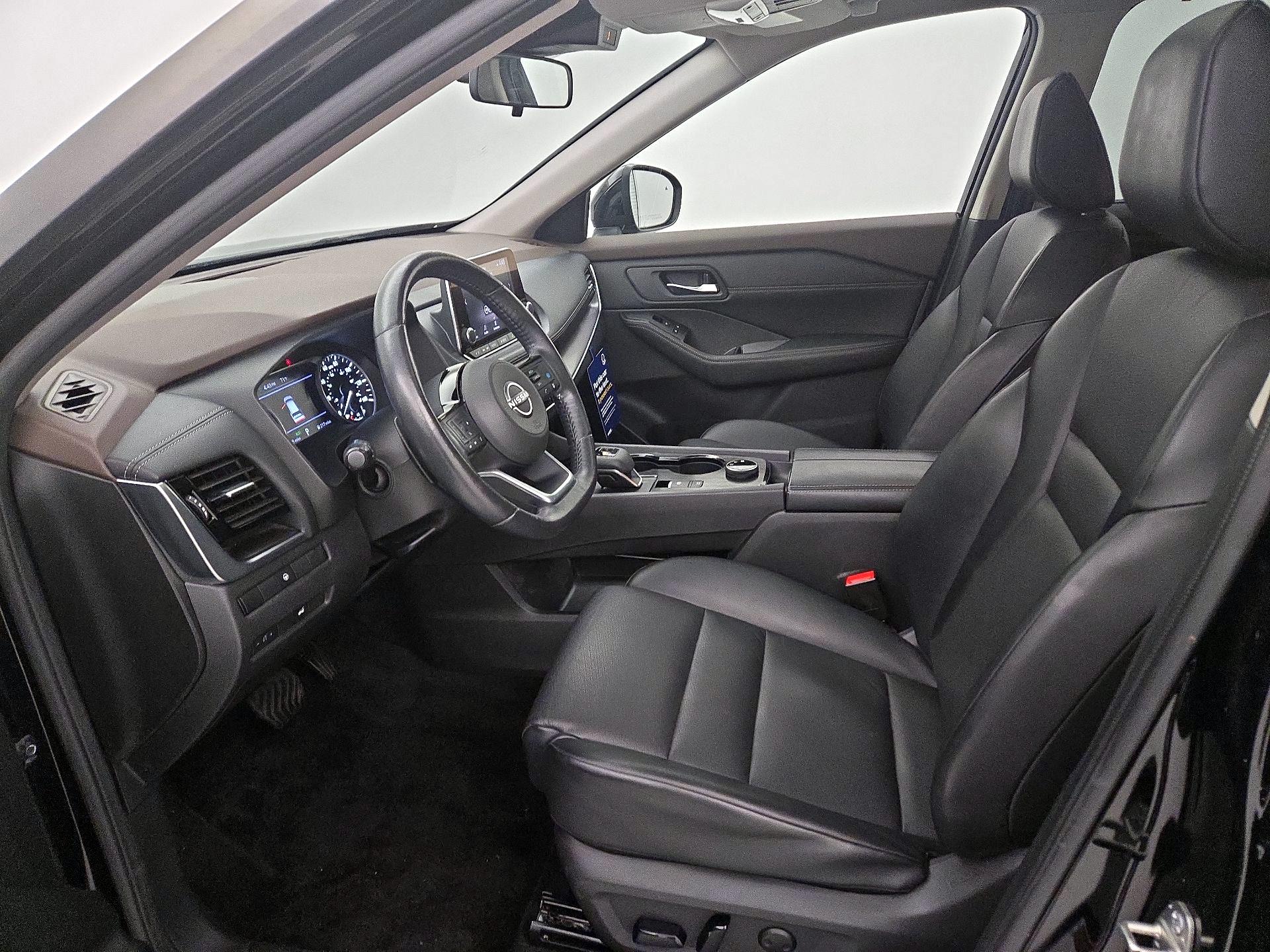 Thumbnail: 2022 Nissan Rogue - 11