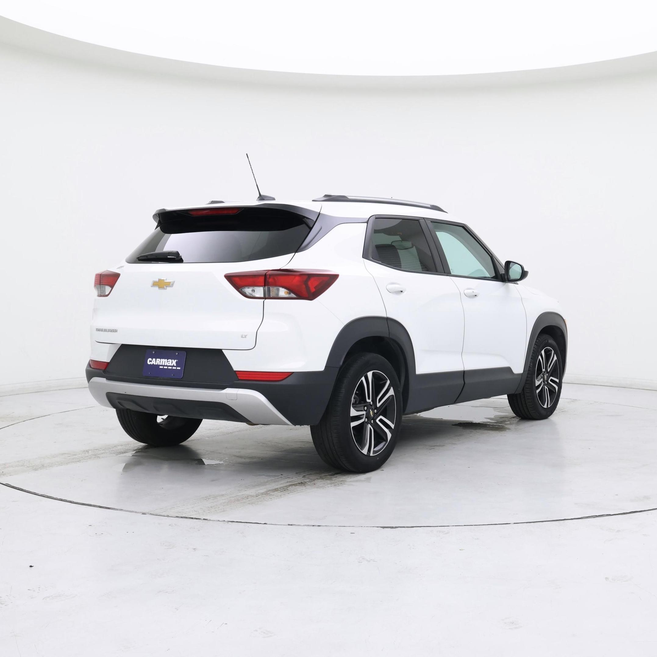 Thumbnail: 2023 Chevrolet TrailBlazer - 8