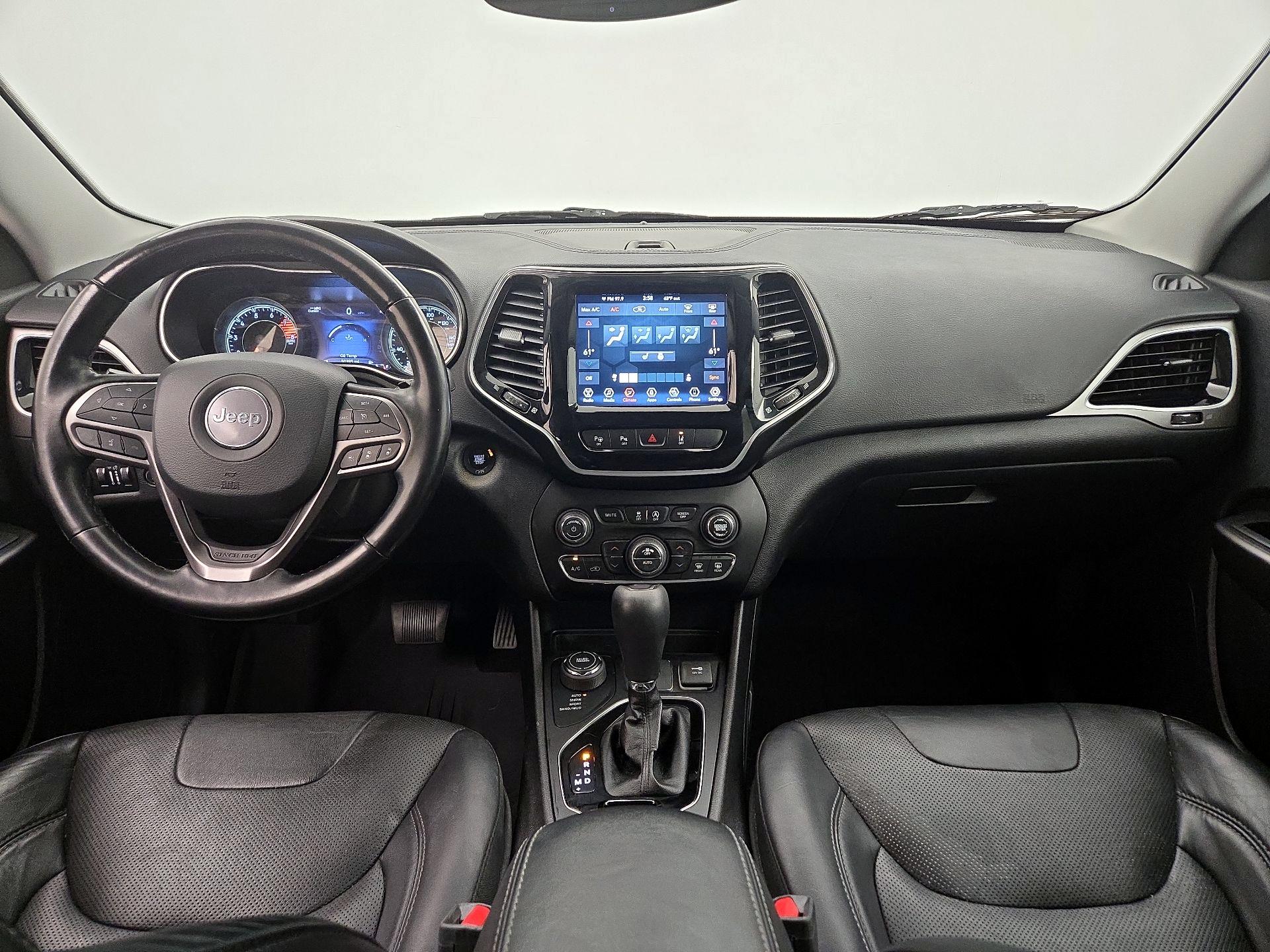 Thumbnail: 2021 Jeep Cherokee - 9