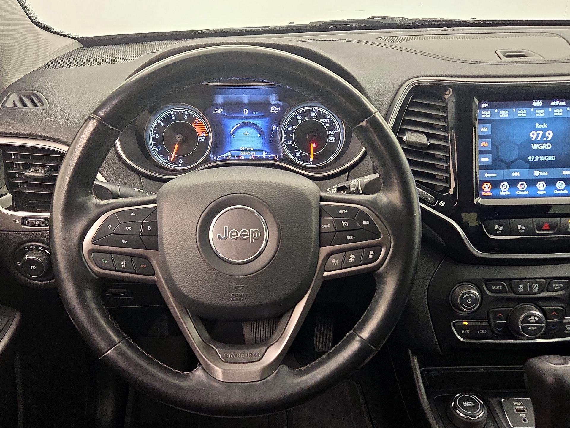 Thumbnail: 2021 Jeep Cherokee - 10