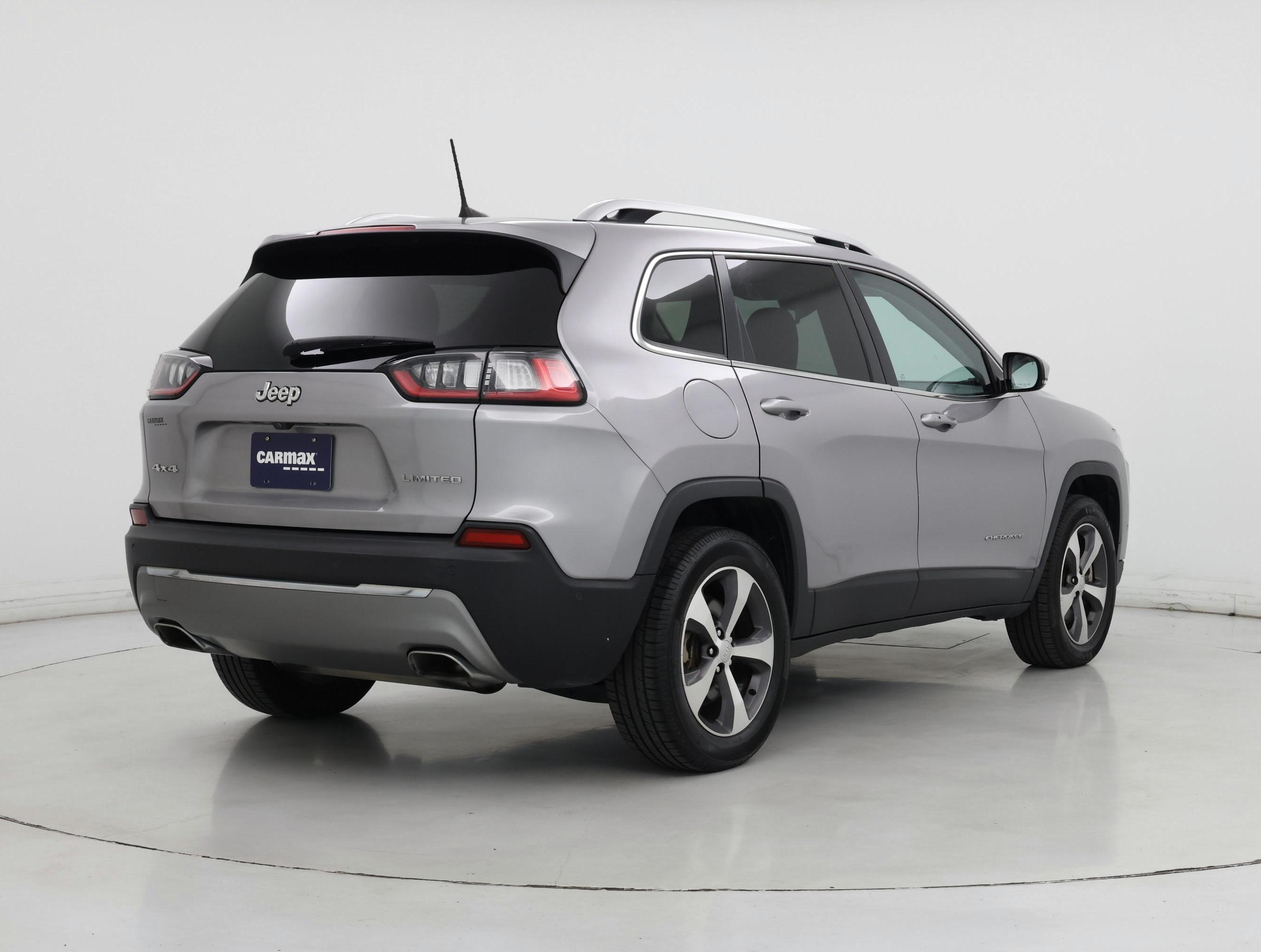 Thumbnail: 2021 Jeep Cherokee - 8