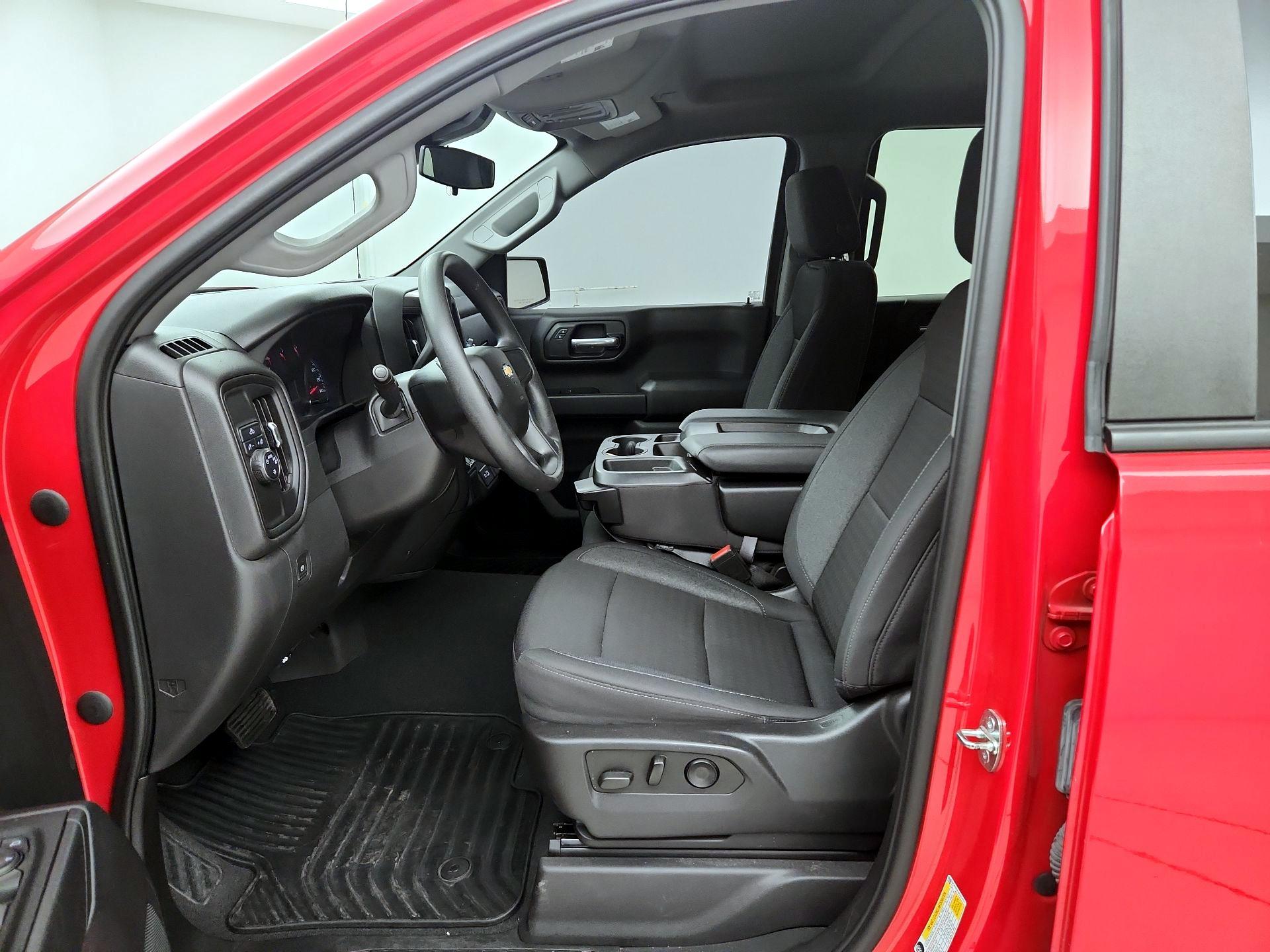 Thumbnail: 2023 Chevrolet Silverado 1500 - 9