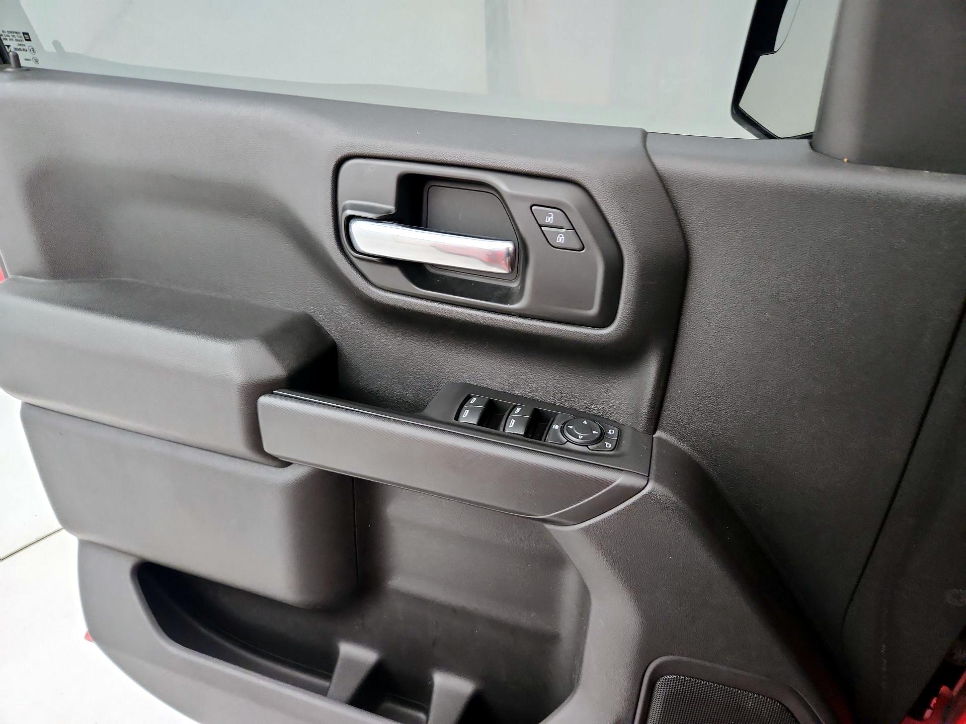 Thumbnail: 2023 Chevrolet Silverado 1500 - 10
