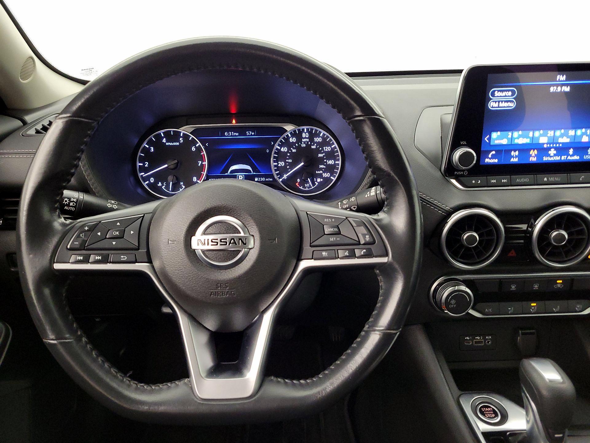 Thumbnail: 2022 Nissan Sentra - 10