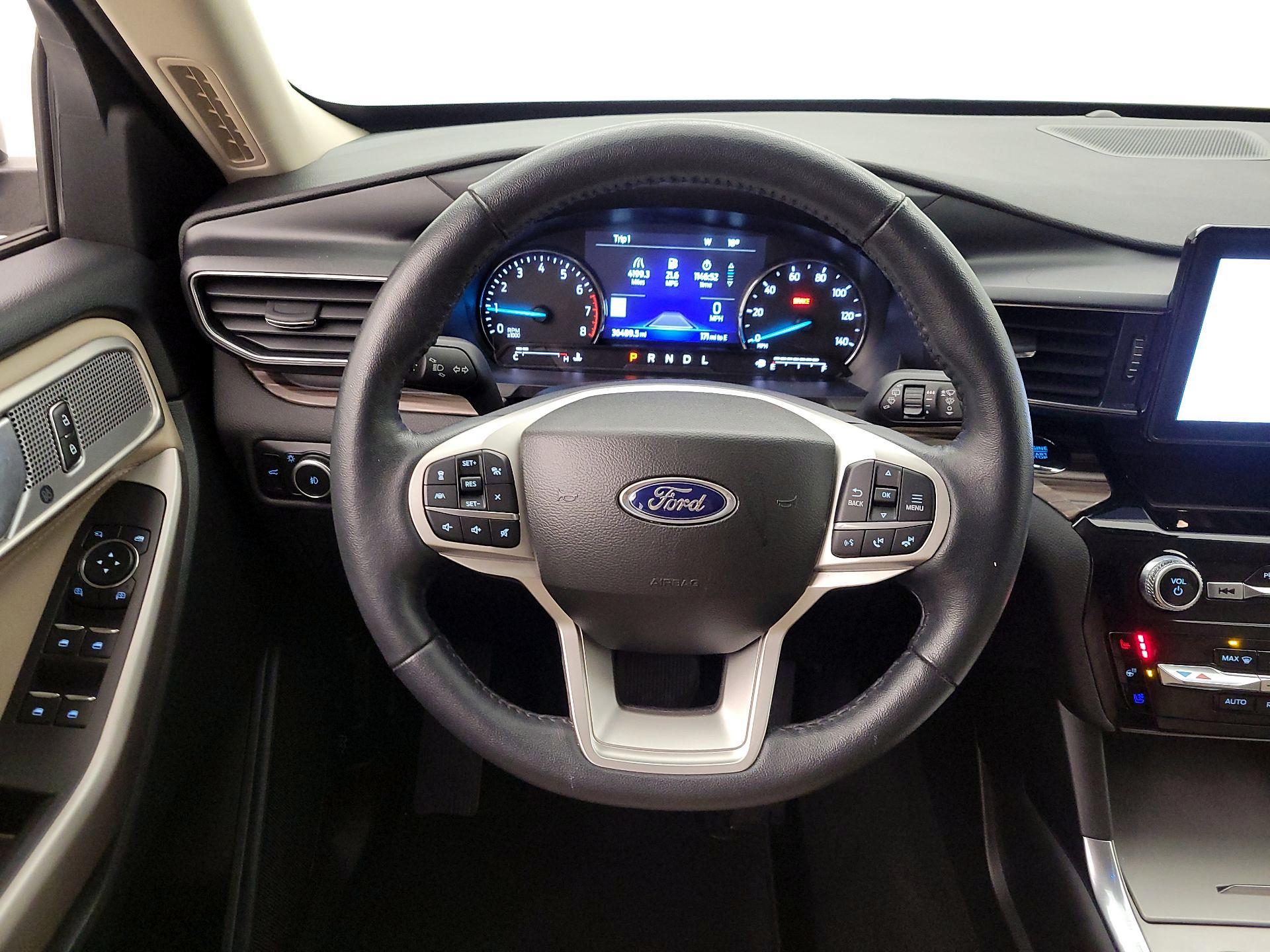 Thumbnail: 2023 Ford Explorer - 10