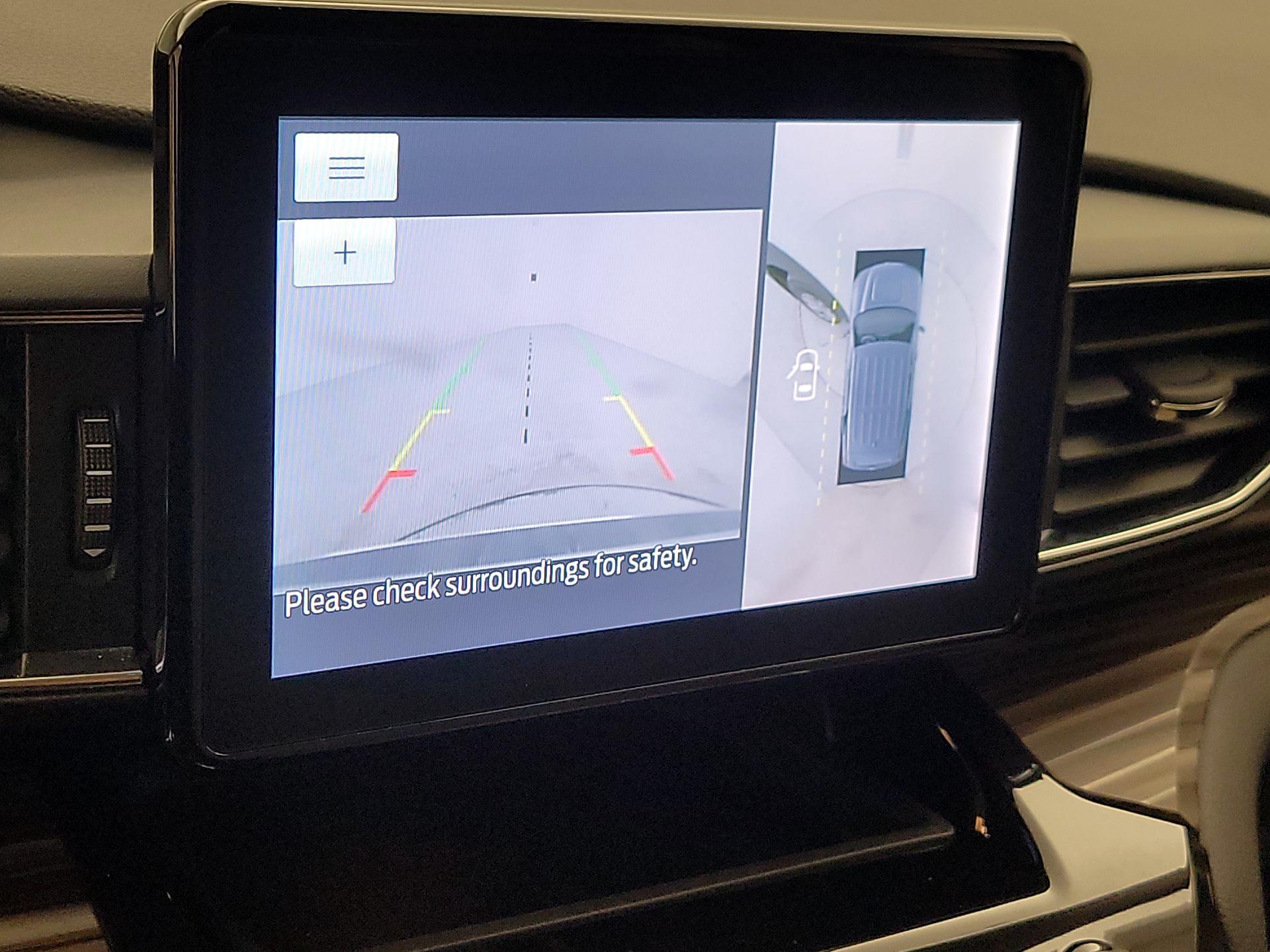 Thumbnail: 2023 Ford Explorer - 15