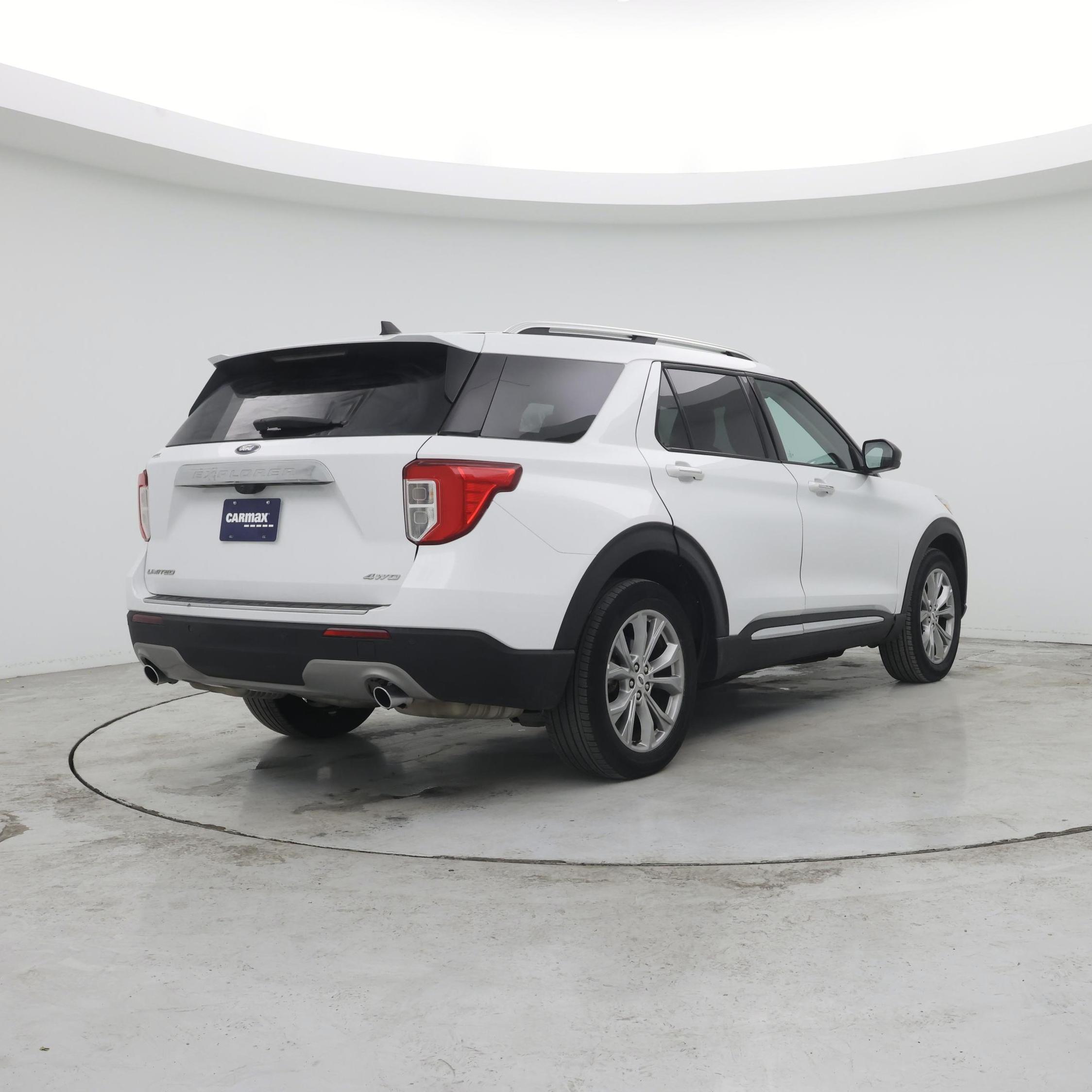 Thumbnail: 2023 Ford Explorer - 8