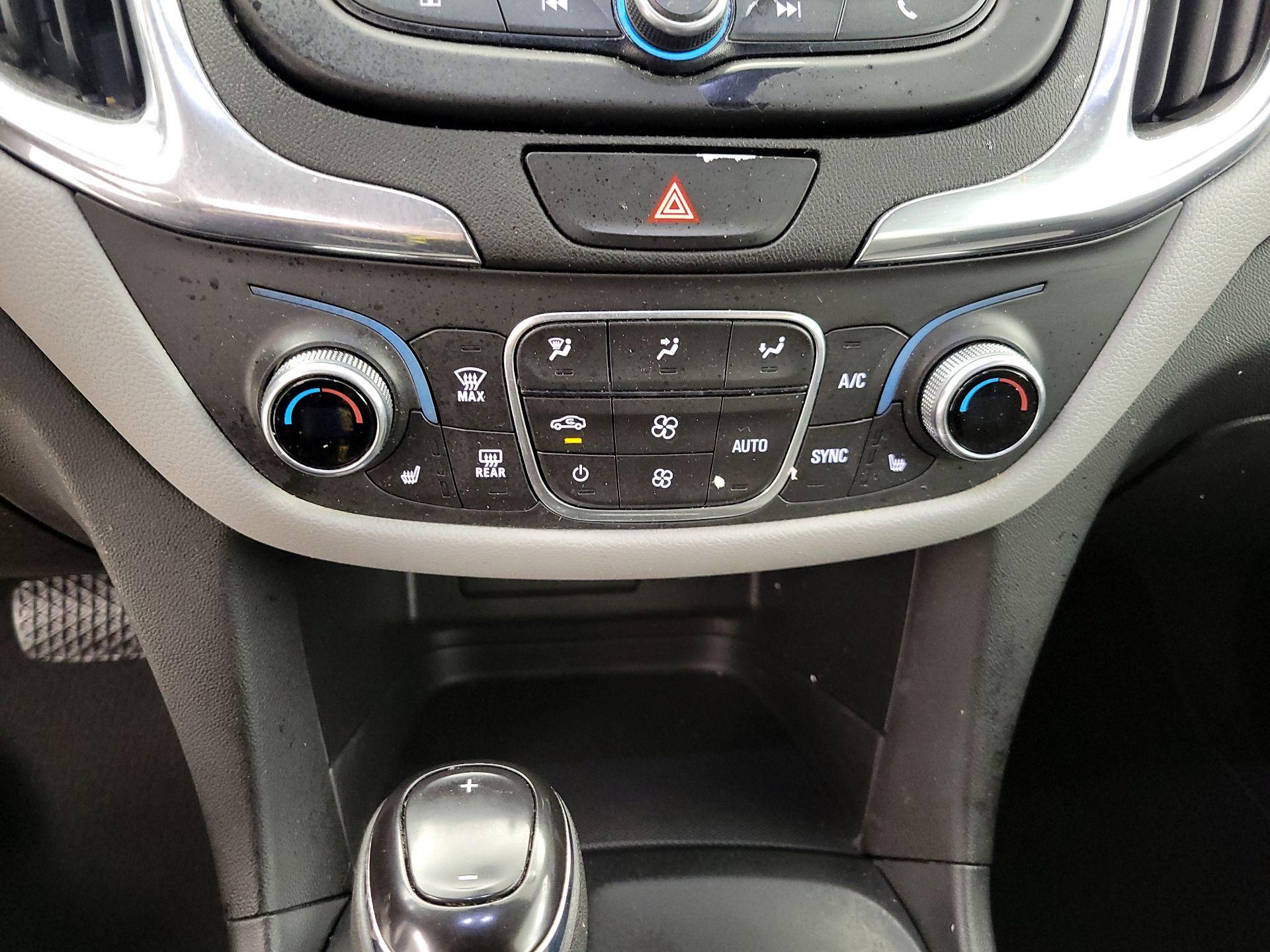 Thumbnail: 2020 Chevrolet Equinox - 16