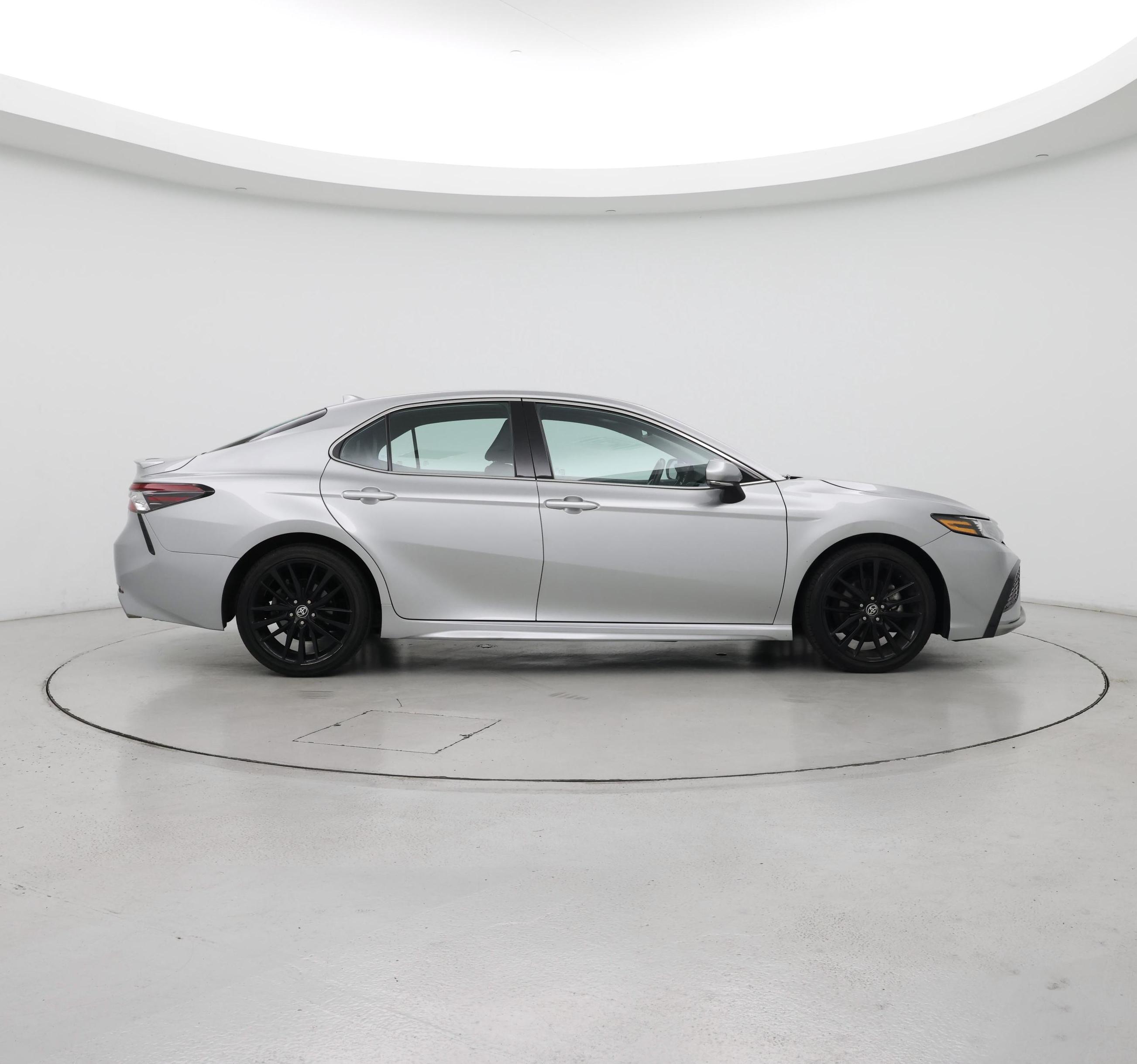 Thumbnail: 2023 Toyota Camry - 7
