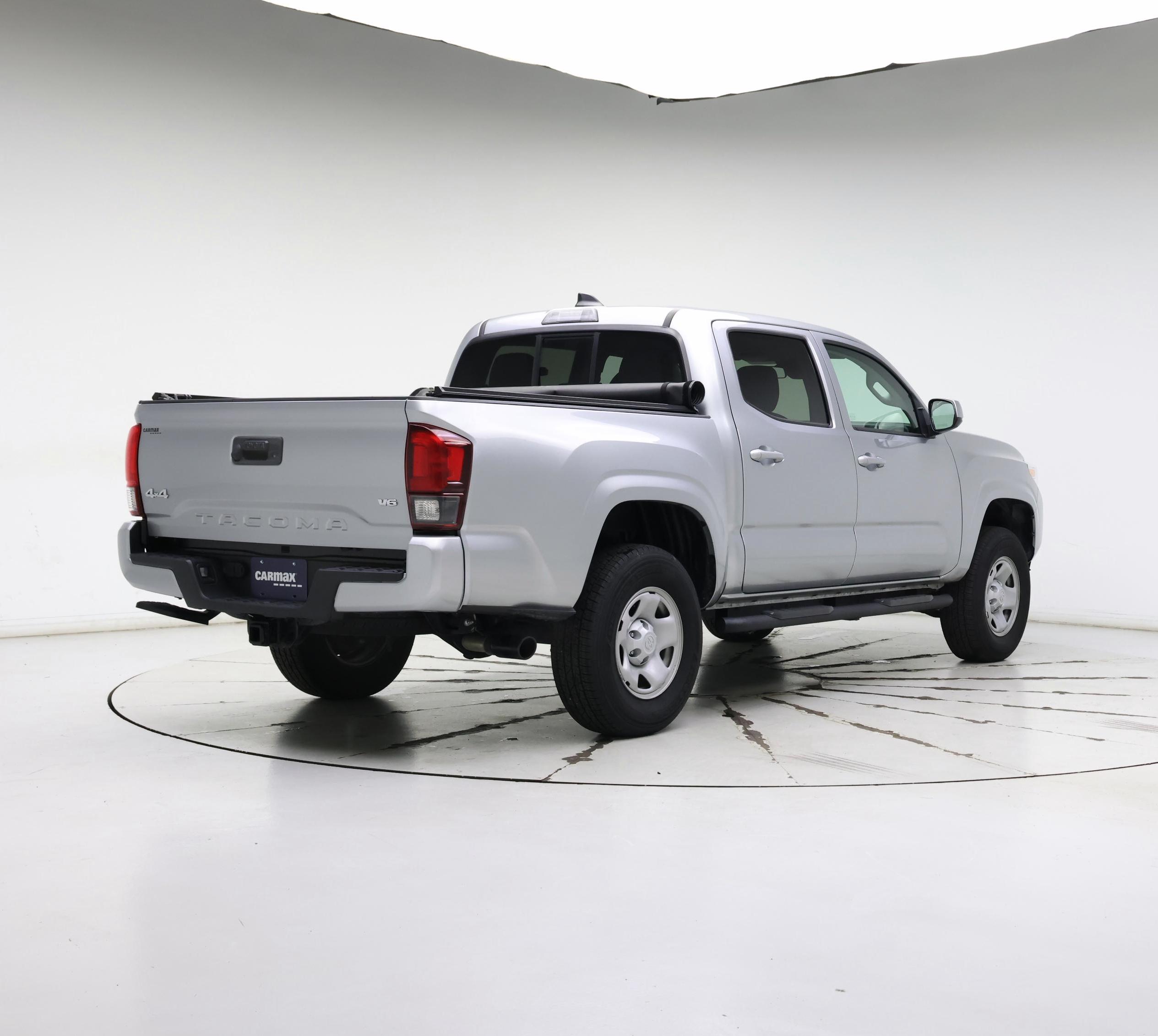 Thumbnail: 2022 Toyota Tacoma - 8