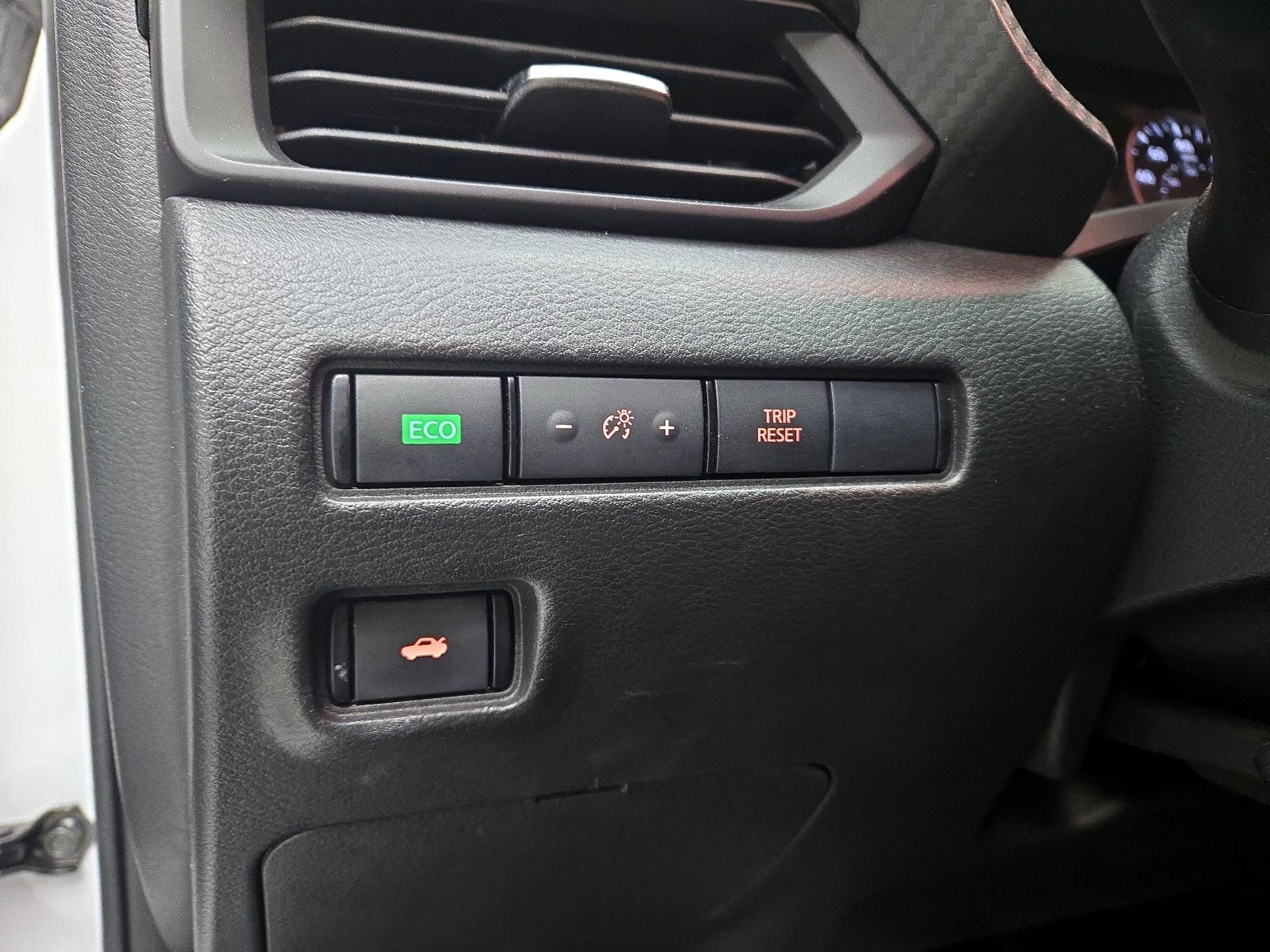 Thumbnail: 2022 Nissan Sentra - 13