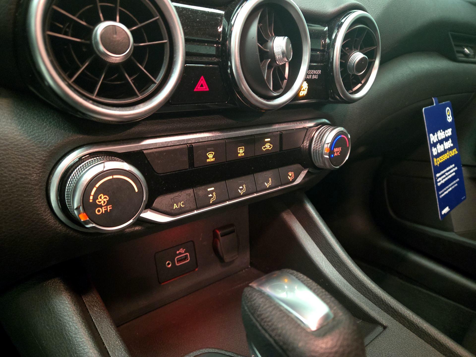 Thumbnail: 2022 Nissan Sentra - 16