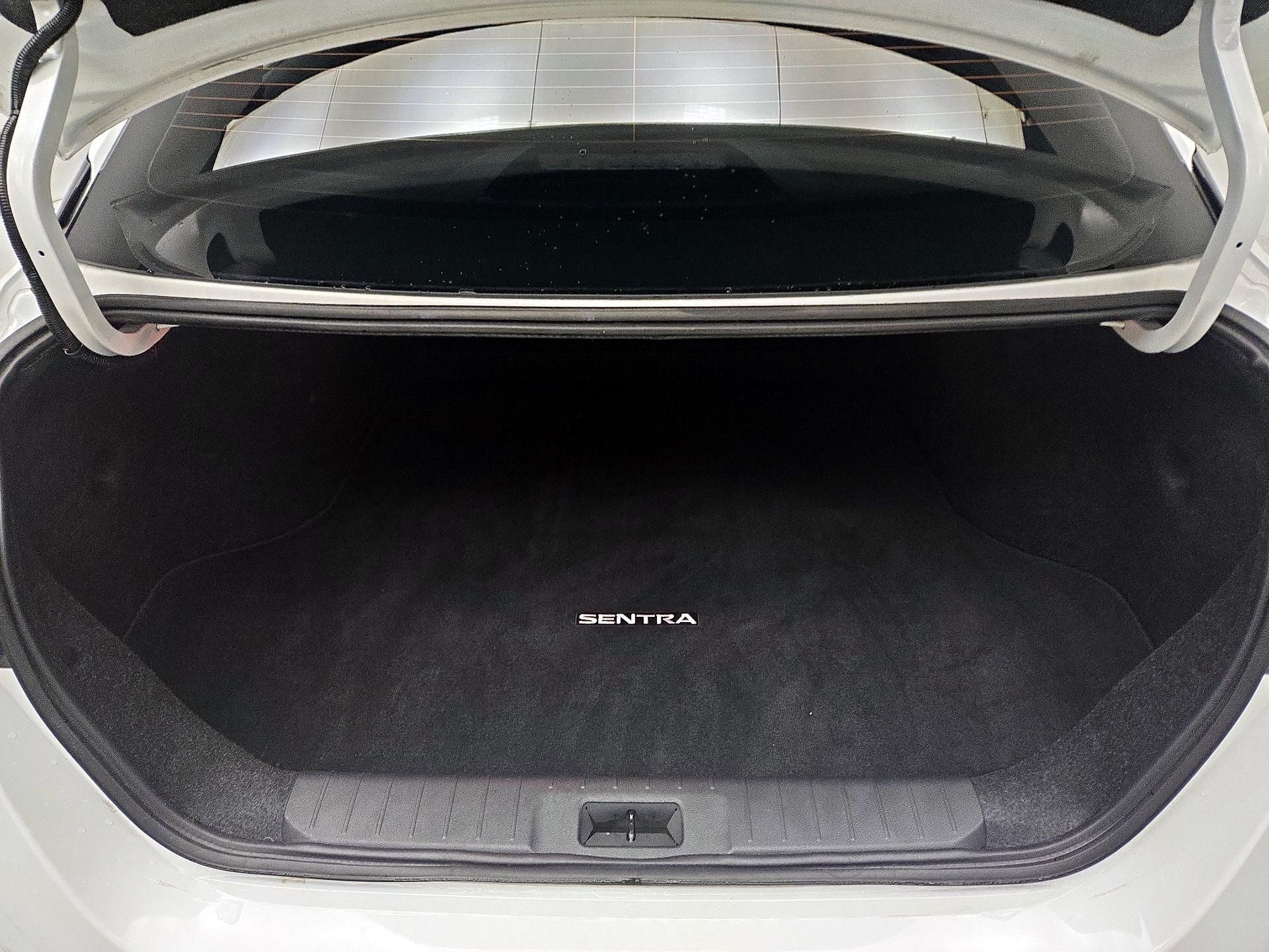 Thumbnail: 2022 Nissan Sentra - 20