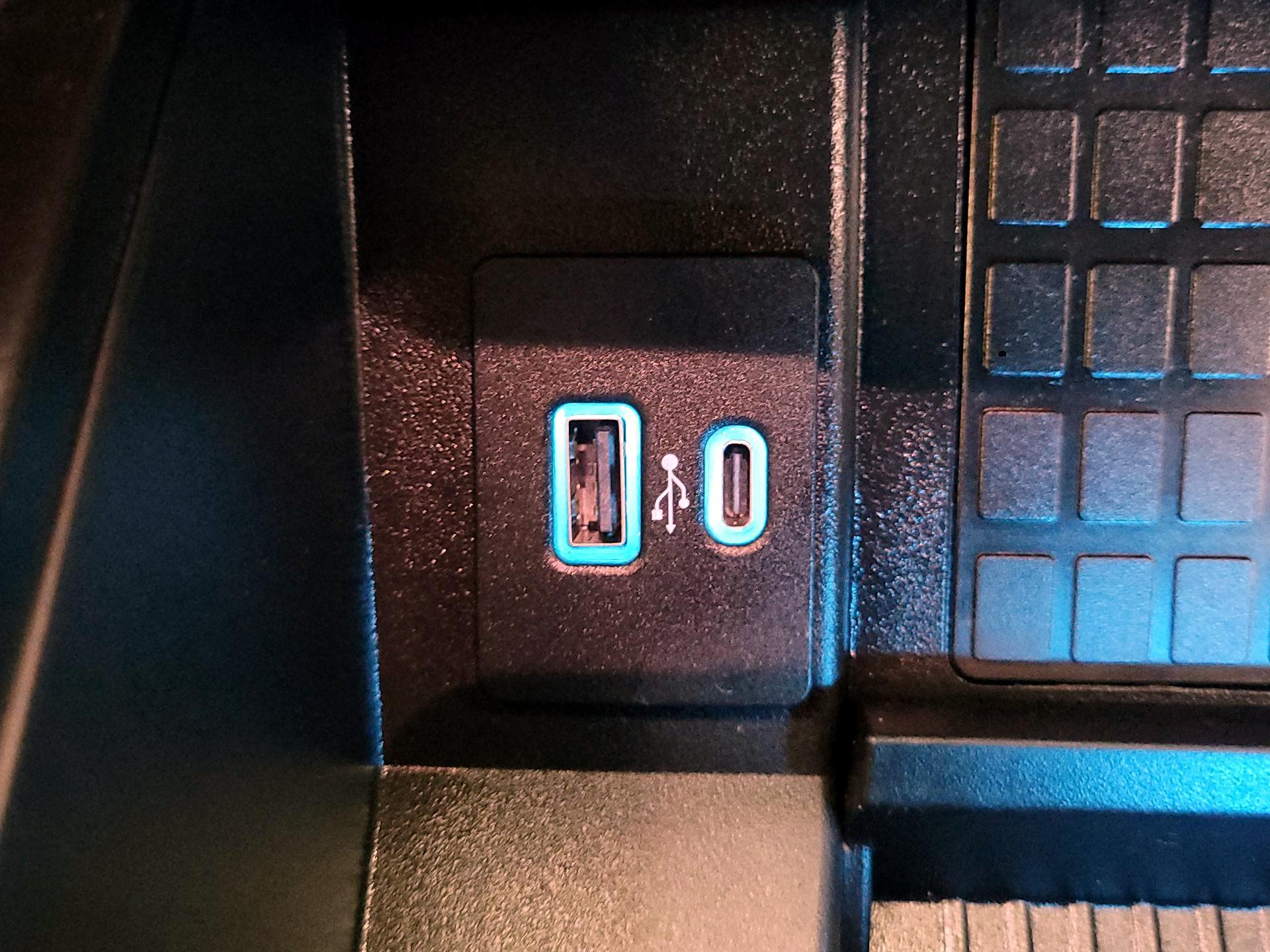 Thumbnail: 2020 Ford Expedition - 19