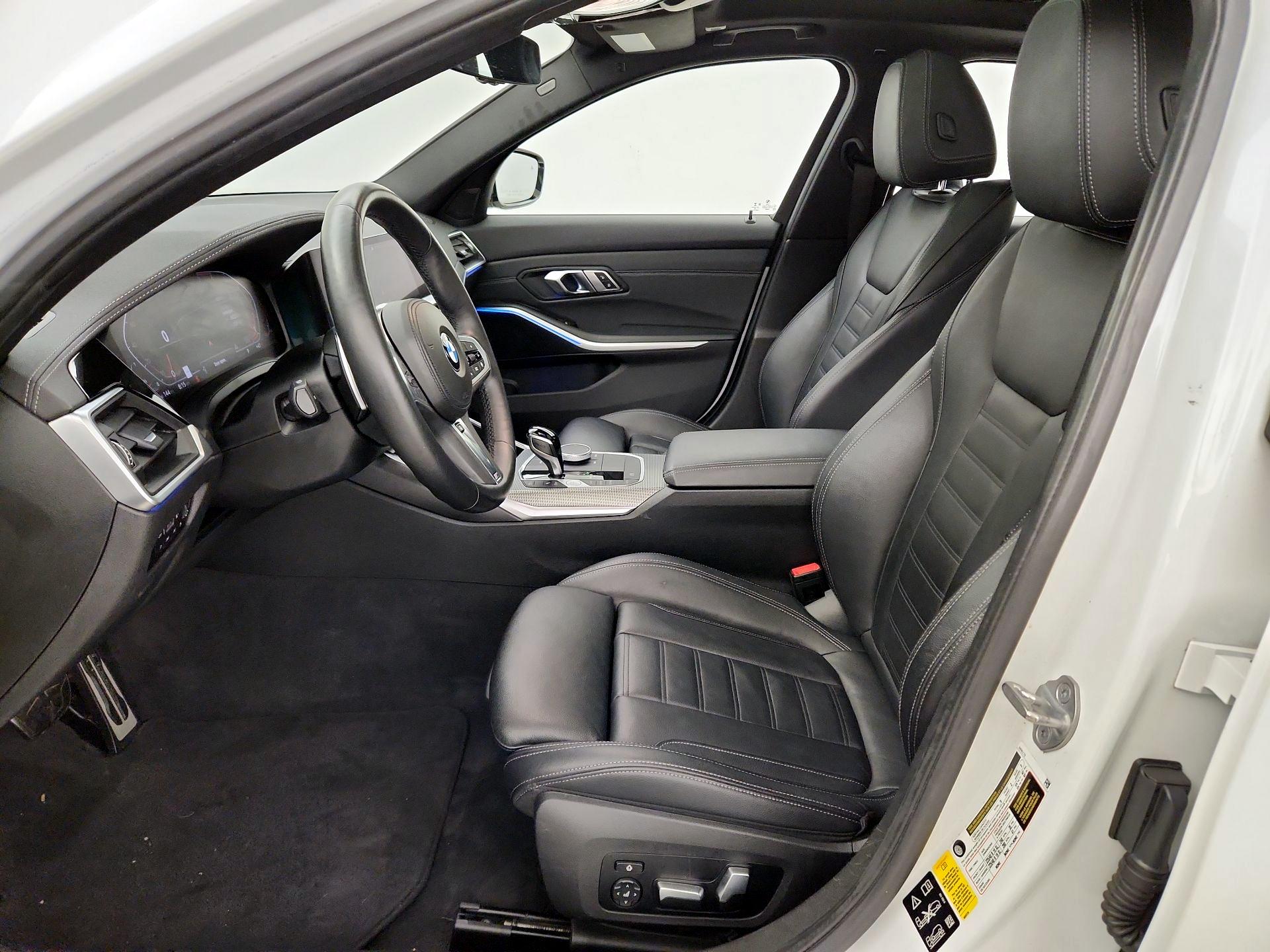 Thumbnail: 2020 BMW 3 Series - 11