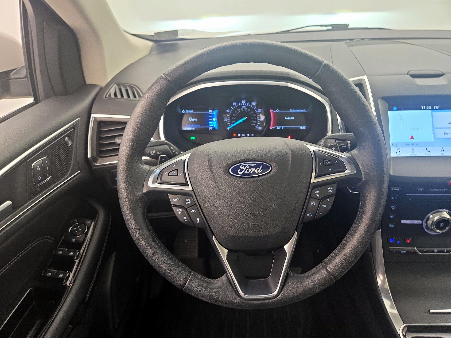 Thumbnail: 2019 Ford Edge - 10