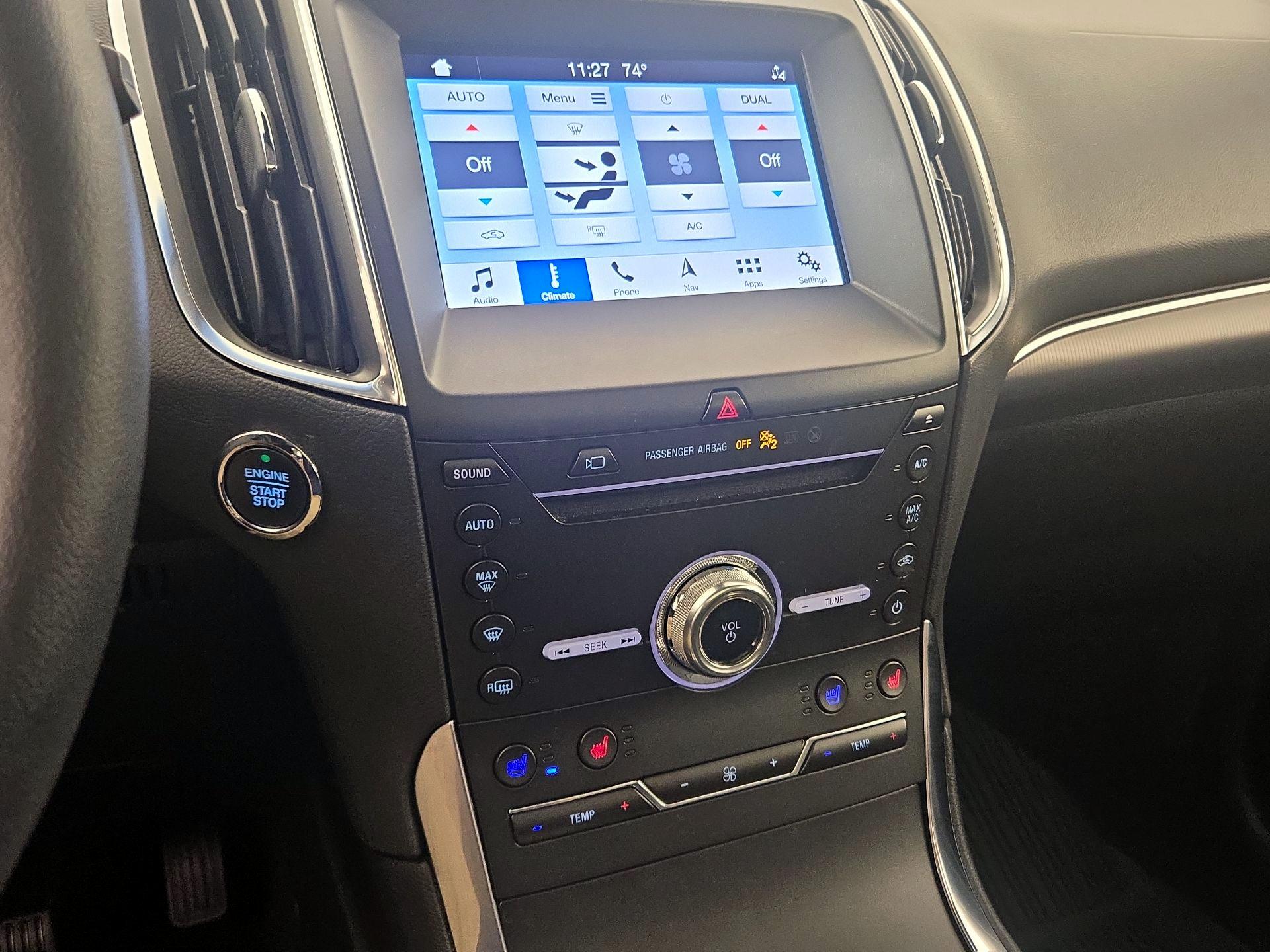 Thumbnail: 2019 Ford Edge - 17