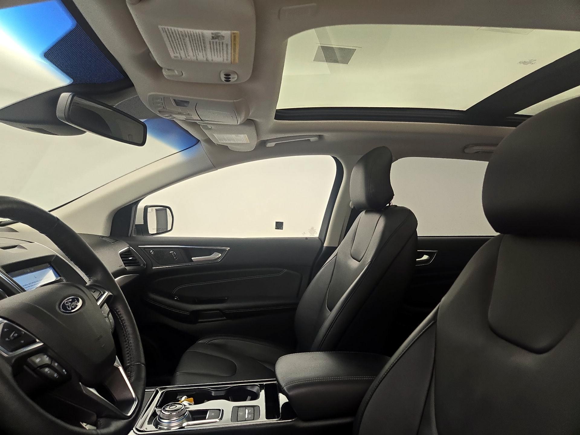 Thumbnail: 2019 Ford Edge - 20