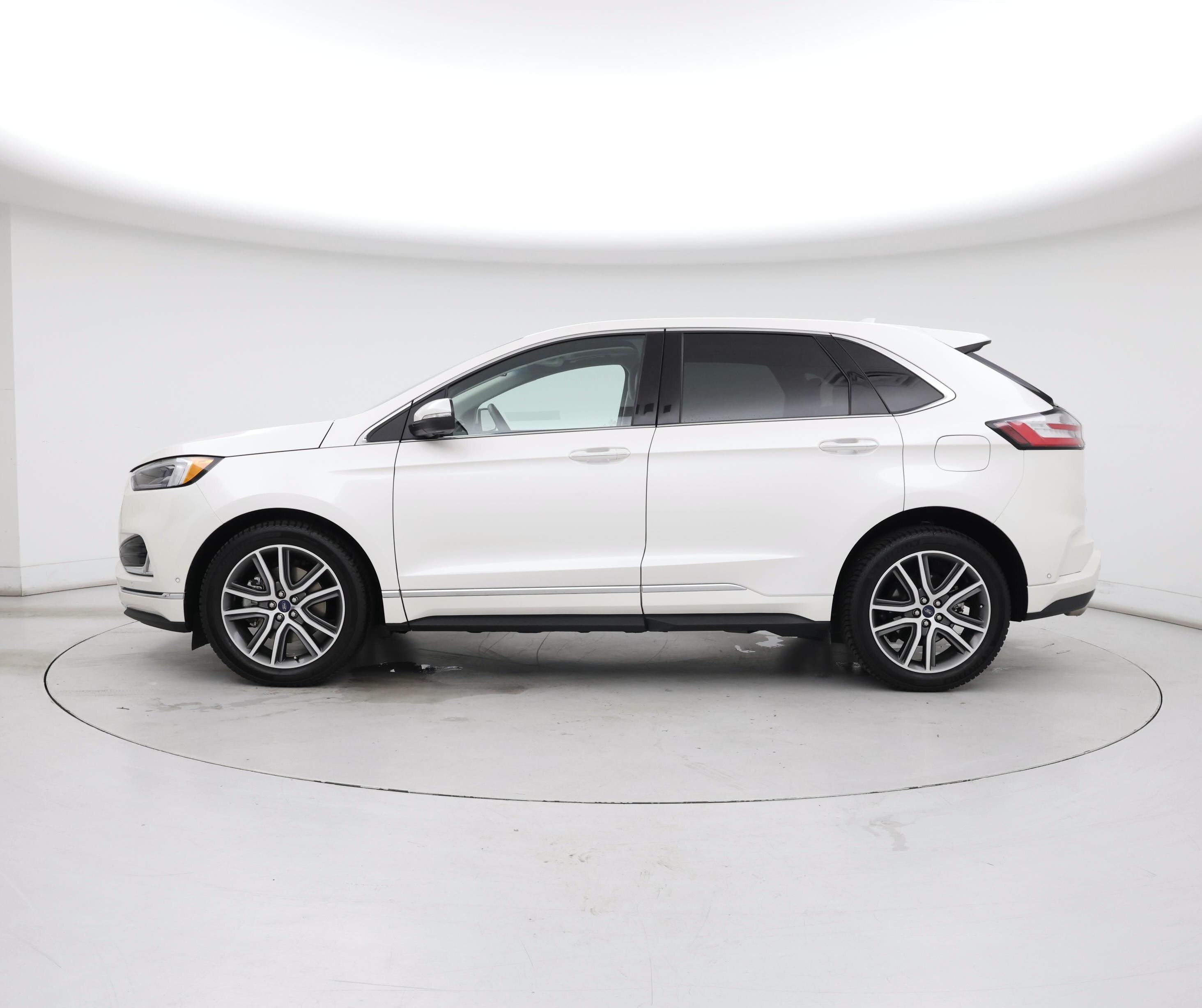 Thumbnail: 2019 Ford Edge - 3