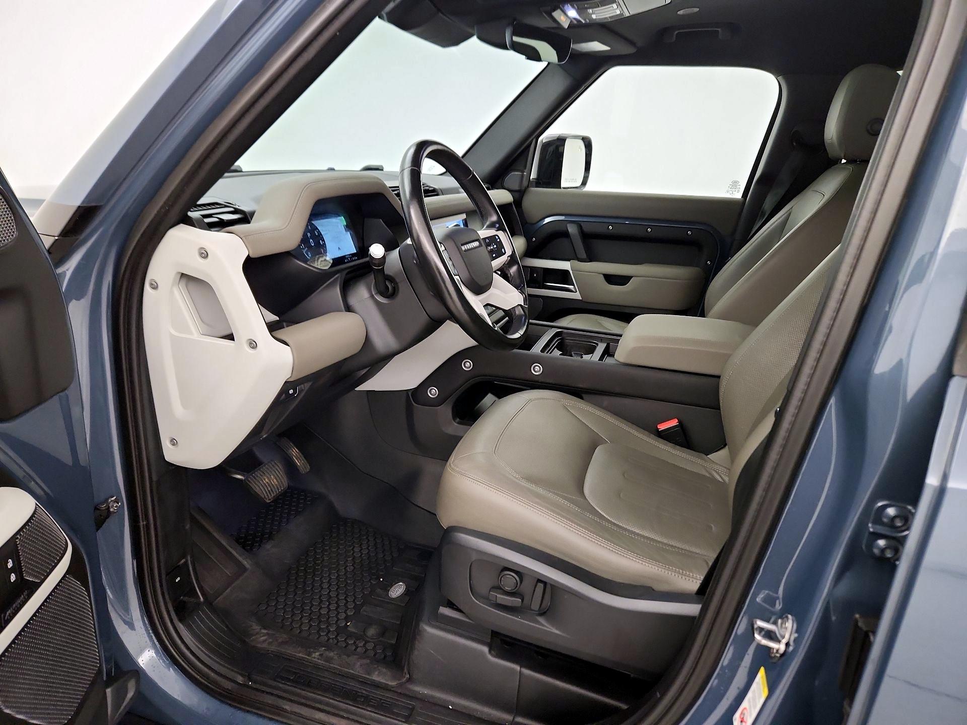 Thumbnail: 2022 Land Rover Defender - 11