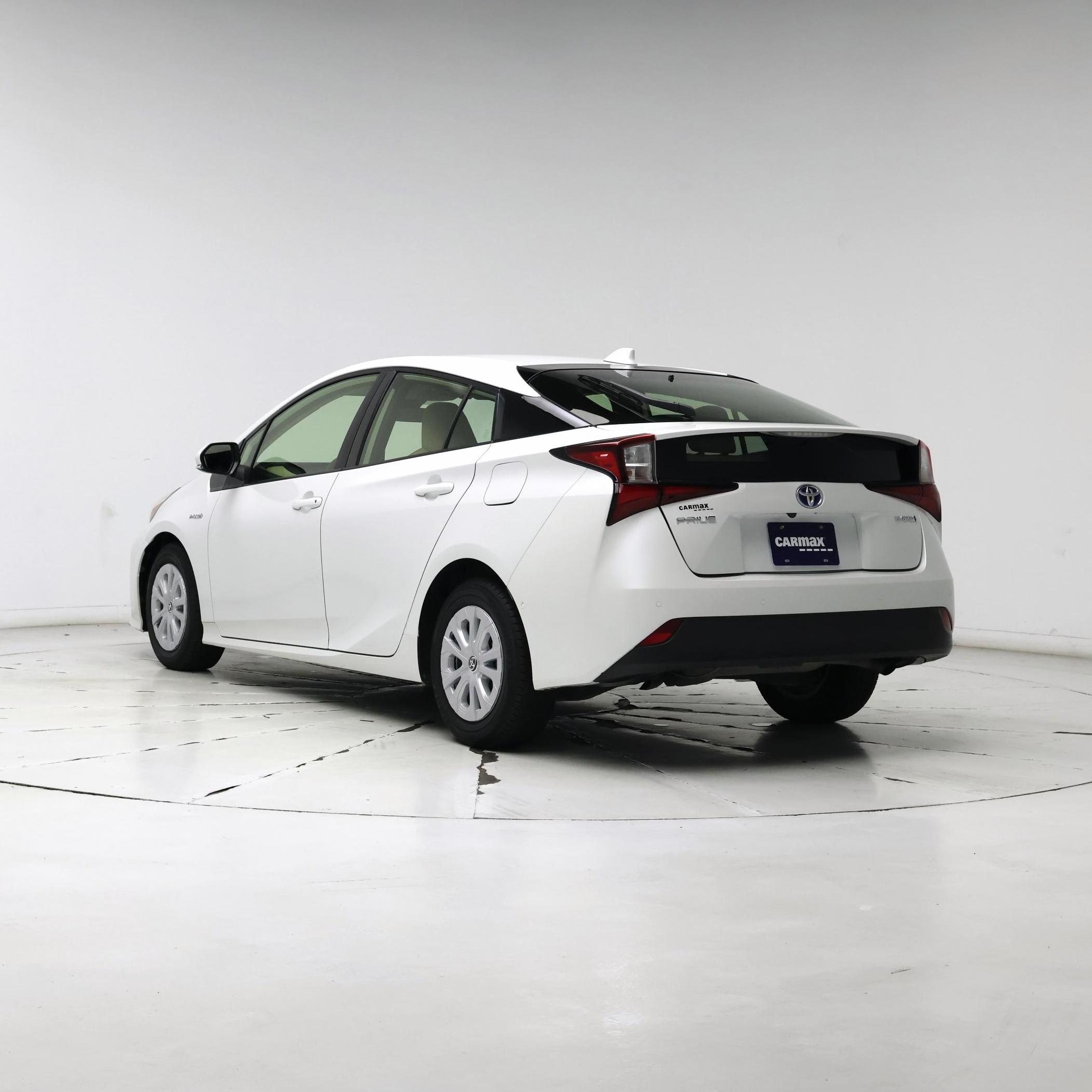 Thumbnail: 2022 Toyota Prius - 2