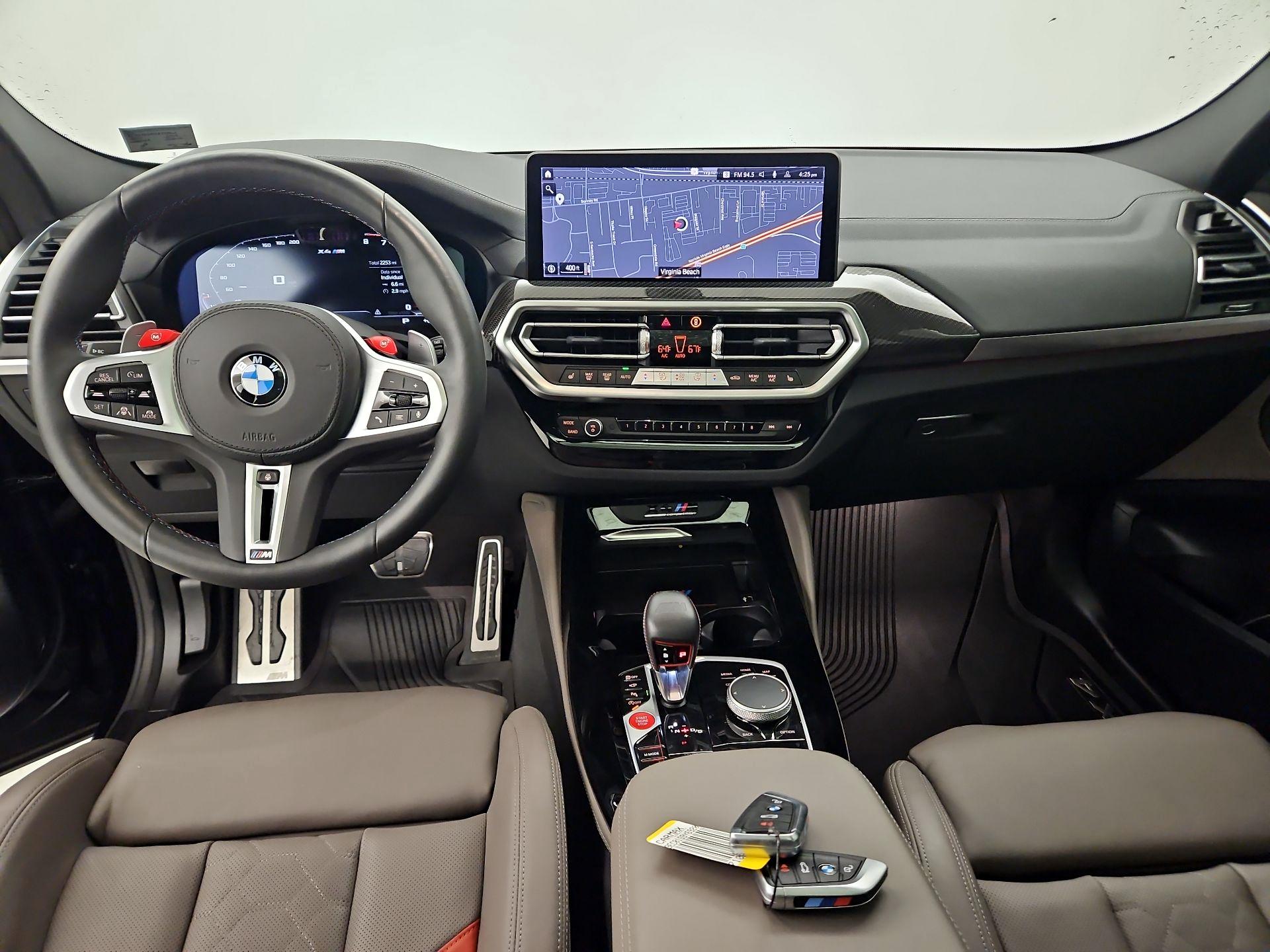 Thumbnail: 2025 BMW X4 - 9