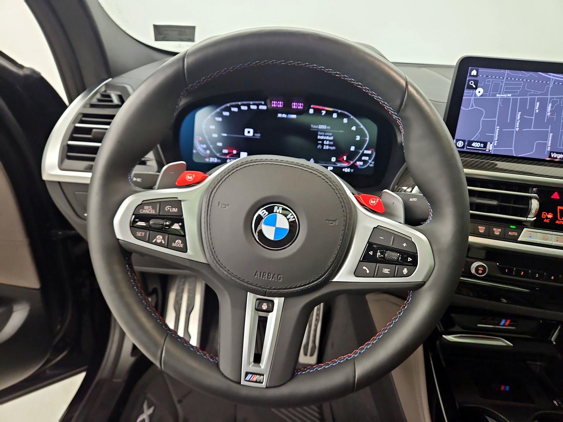 Thumbnail: 2025 BMW X4 - 10