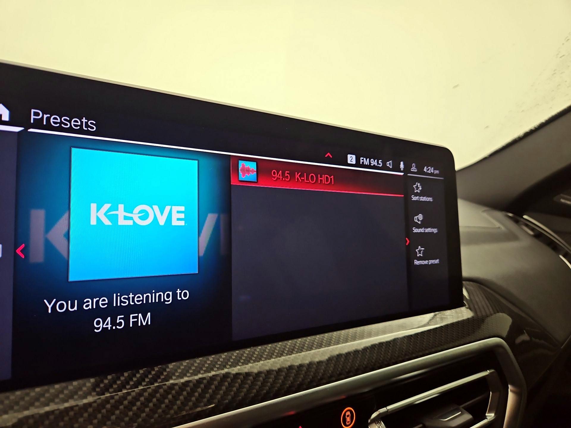 Thumbnail: 2025 BMW X4 - 16