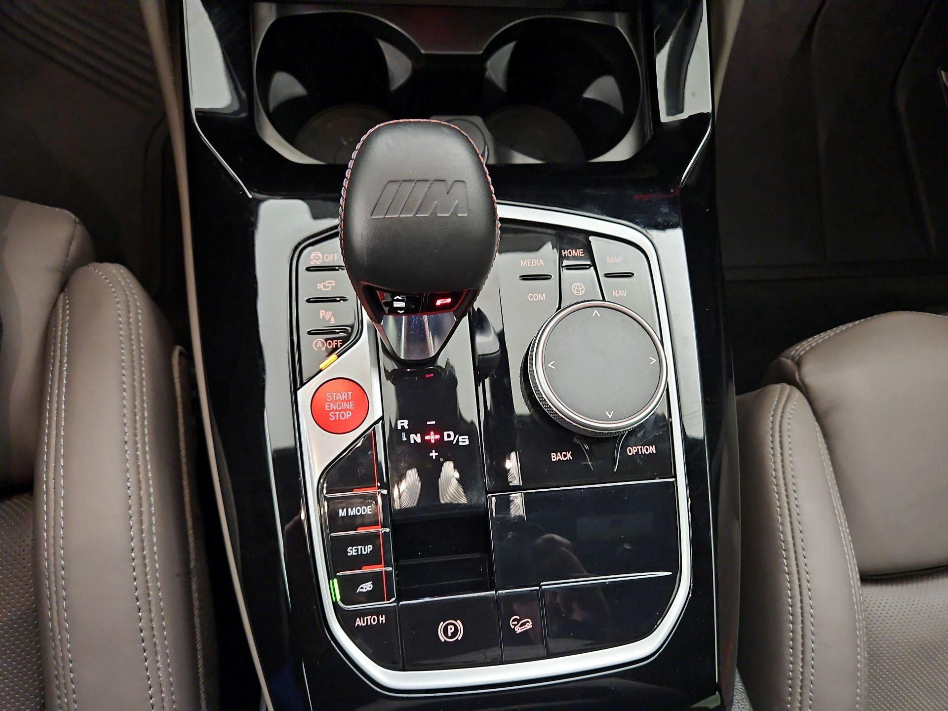 Thumbnail: 2025 BMW X4 - 18