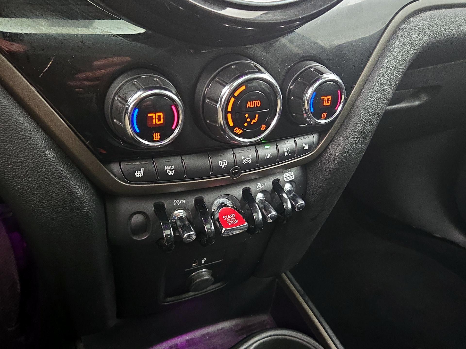 Thumbnail: 2020 MINI Cooper Countryman - 17