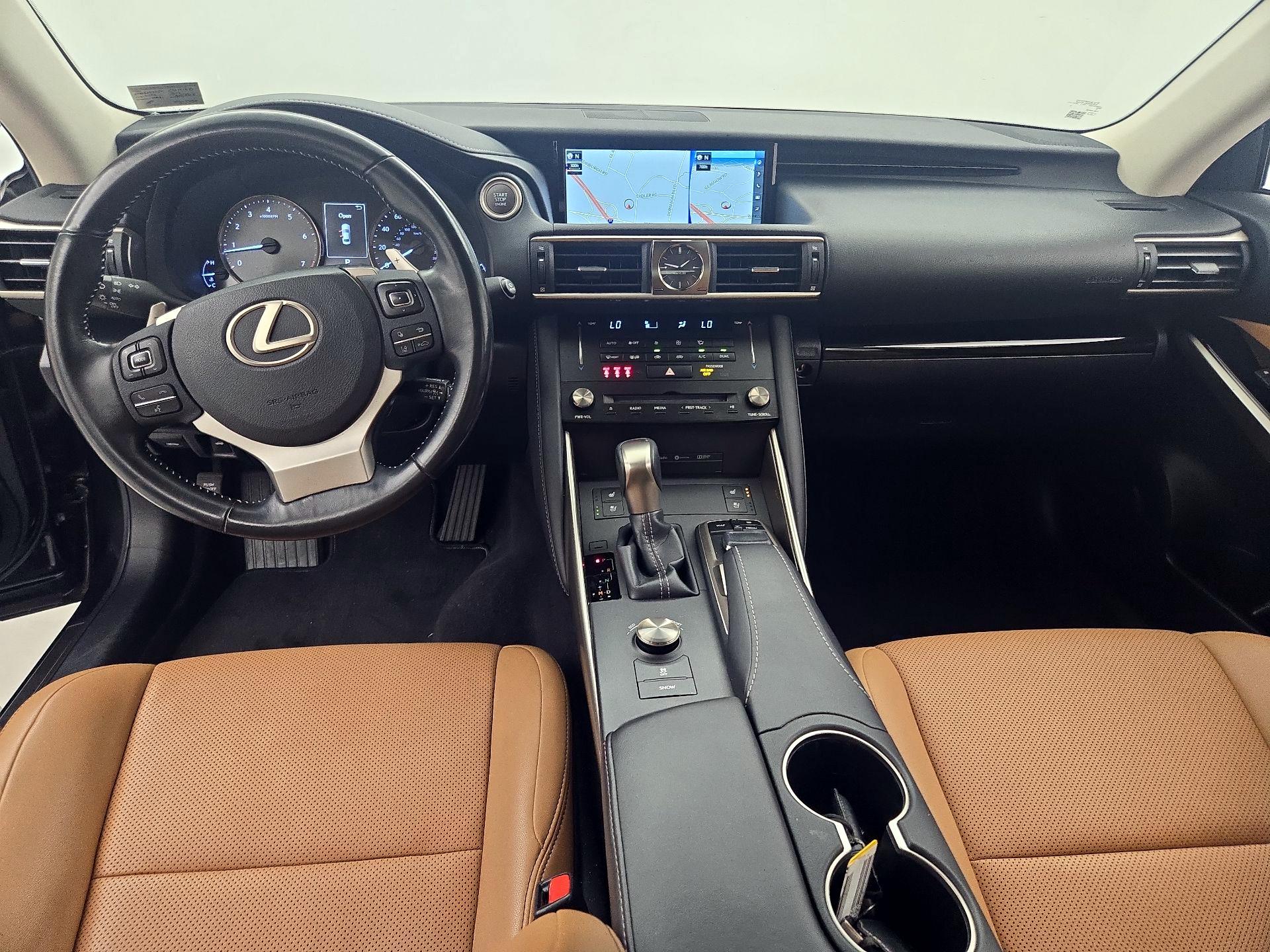 Thumbnail: 2018 Lexus IS - 9