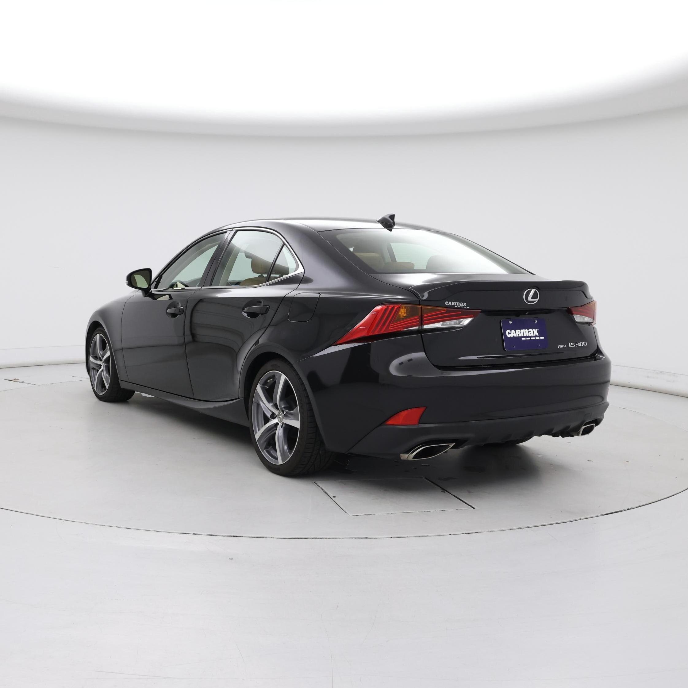 Thumbnail: 2018 Lexus IS - 2