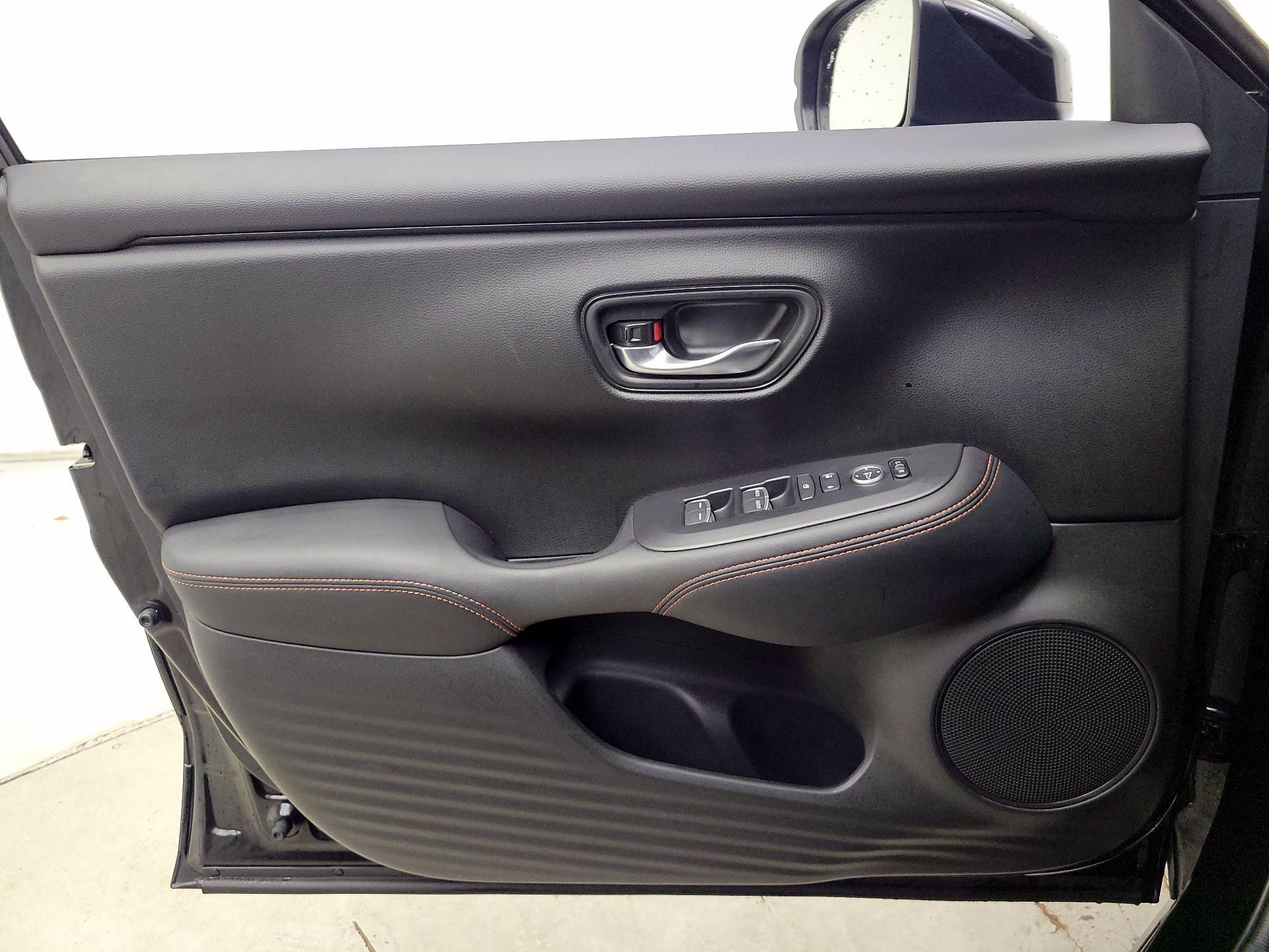 Thumbnail: 2025 Honda HR-V - 12