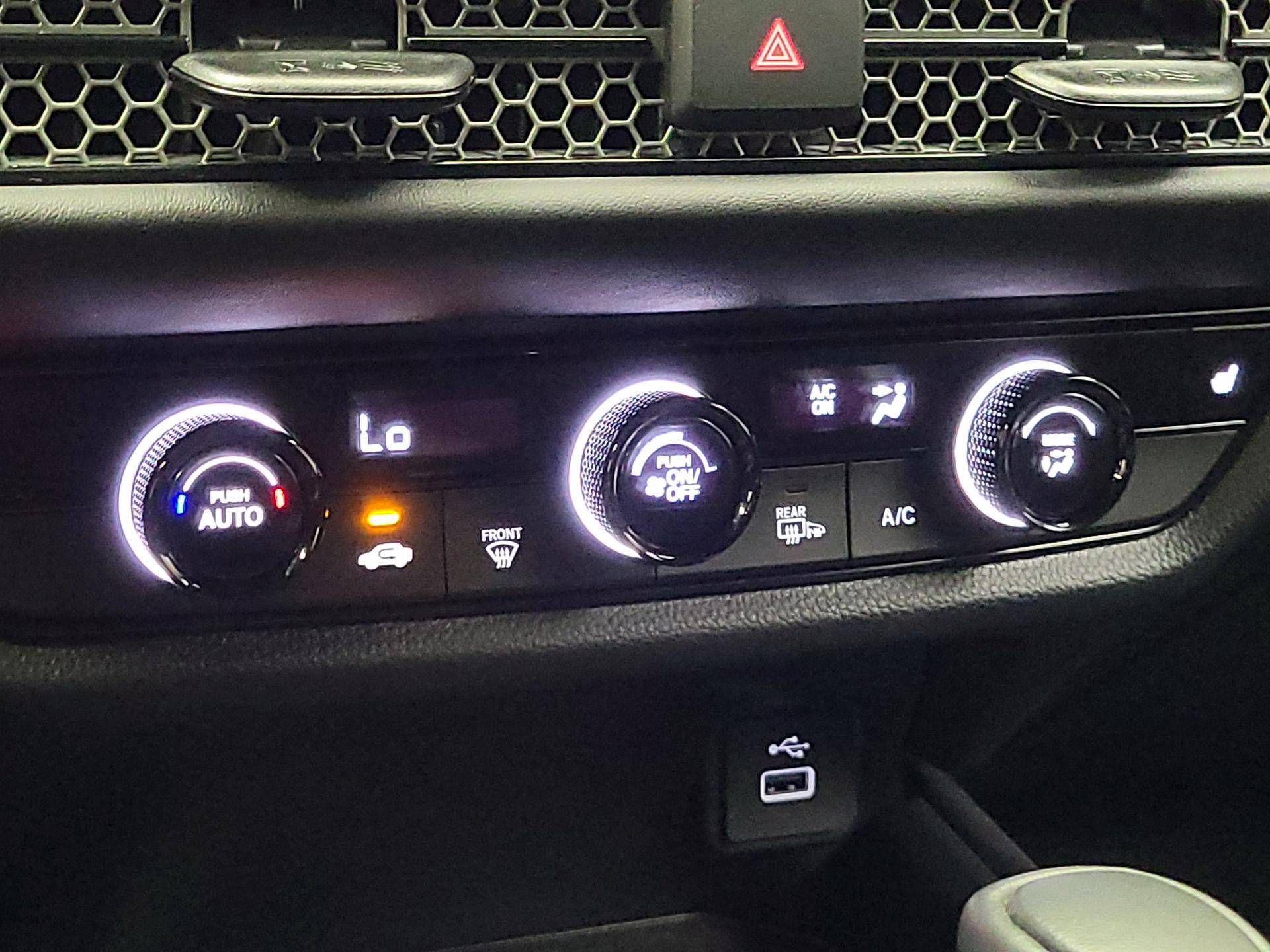 Thumbnail: 2025 Honda HR-V - 16