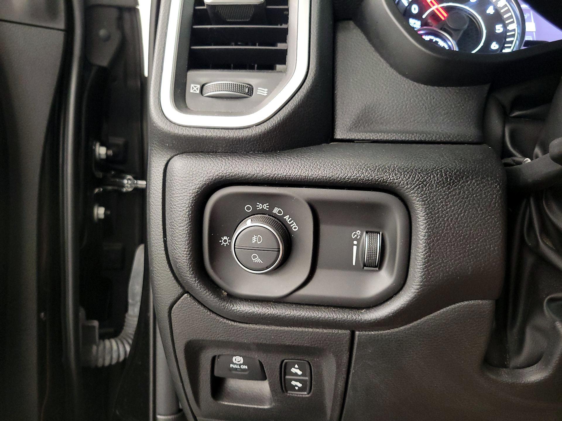 Thumbnail: 2022 RAM 1500 - 13