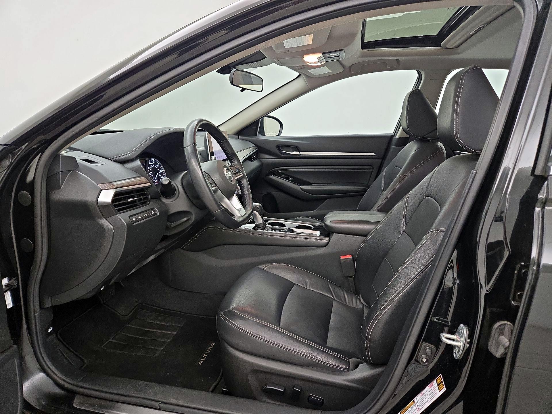 Thumbnail: 2021 Nissan Altima - 11