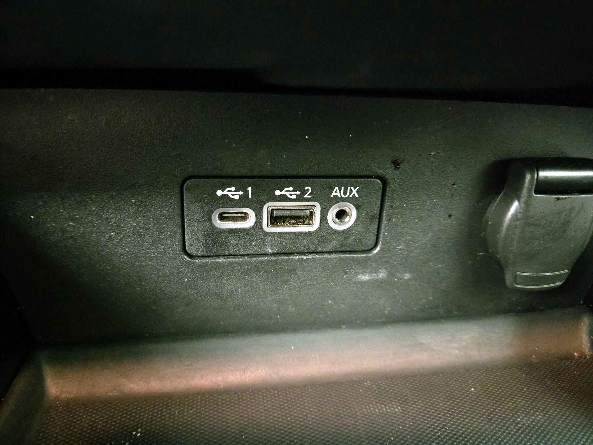 Thumbnail: 2021 Nissan Altima - 19